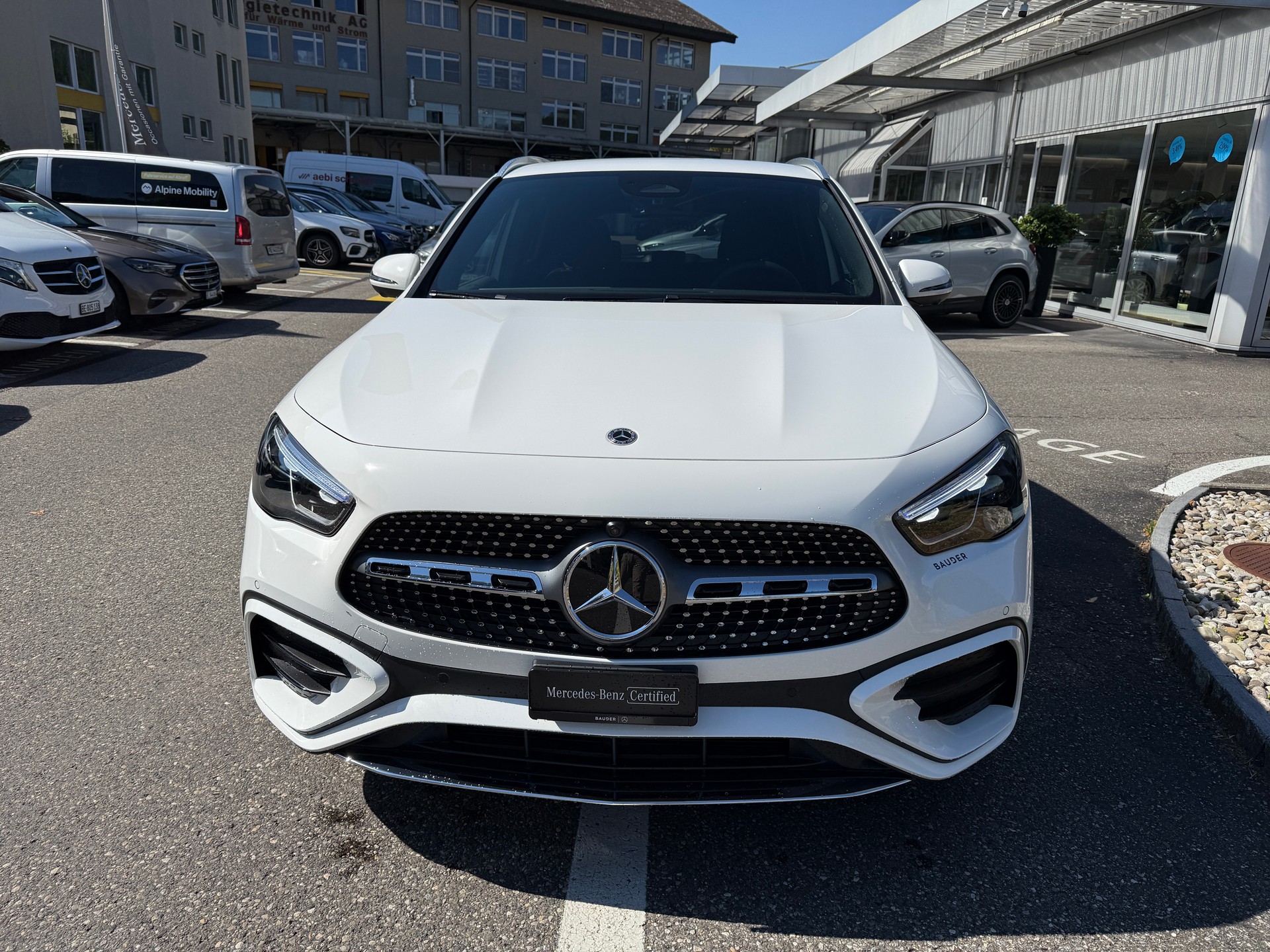 MERCEDES-BENZ GLA 250 Swiss Star AMG Line 4matic - 2