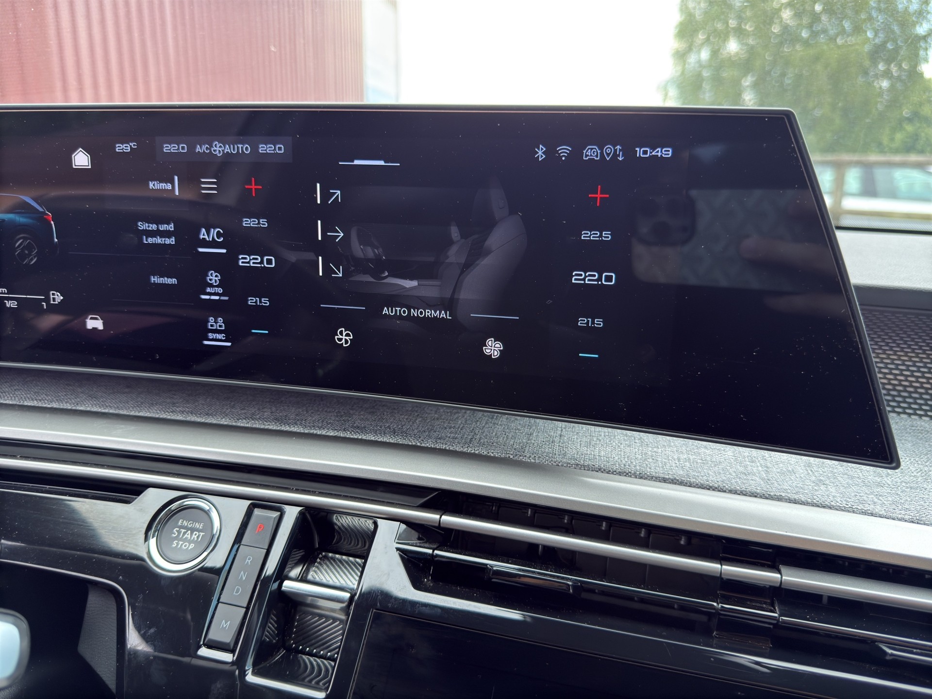 PEUGEOT 5008 1.2 Hybrid e-DCS6 GT 7 Plätzer - 60