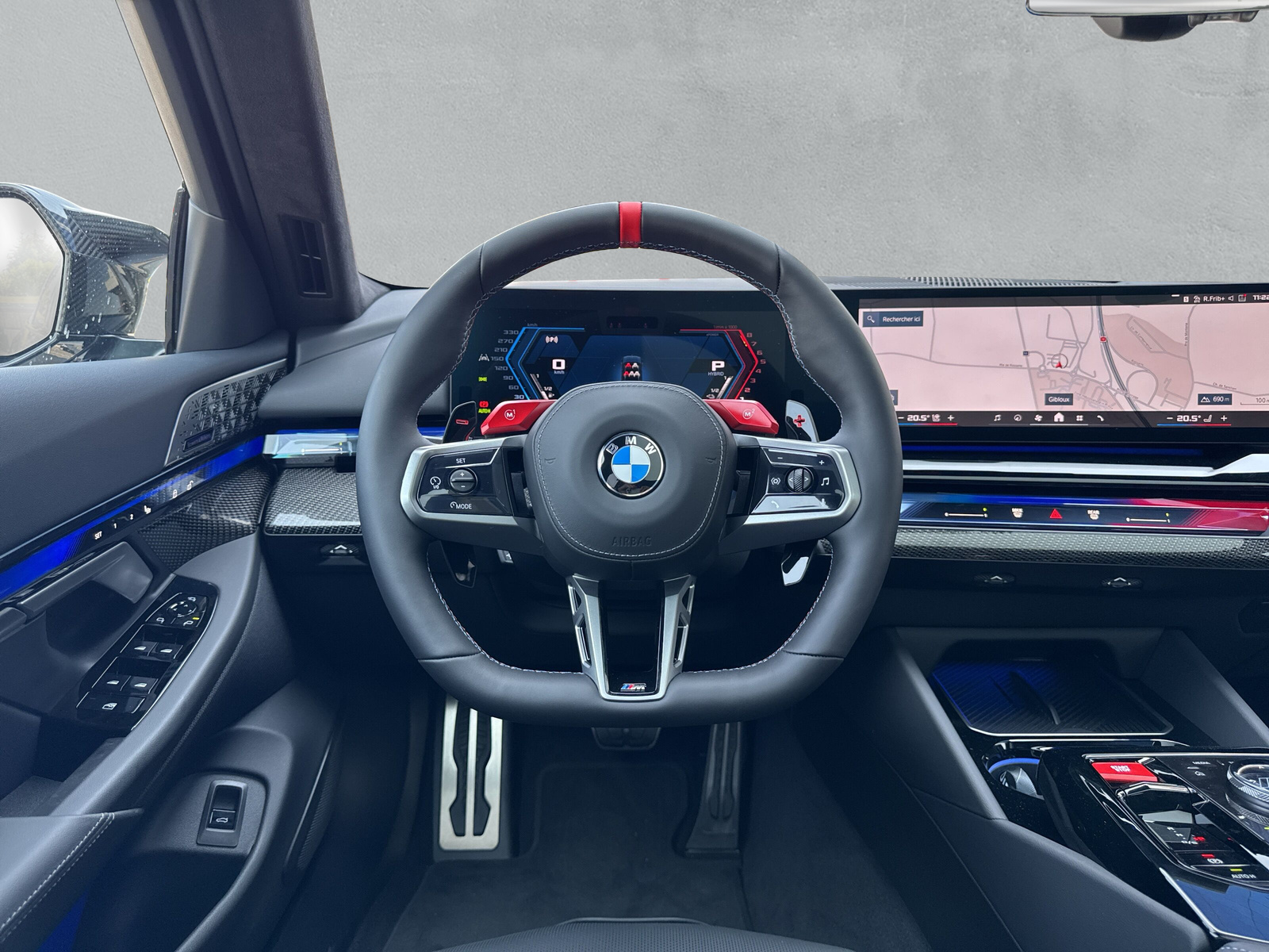 BMW M5 xDrive Touring - 21
