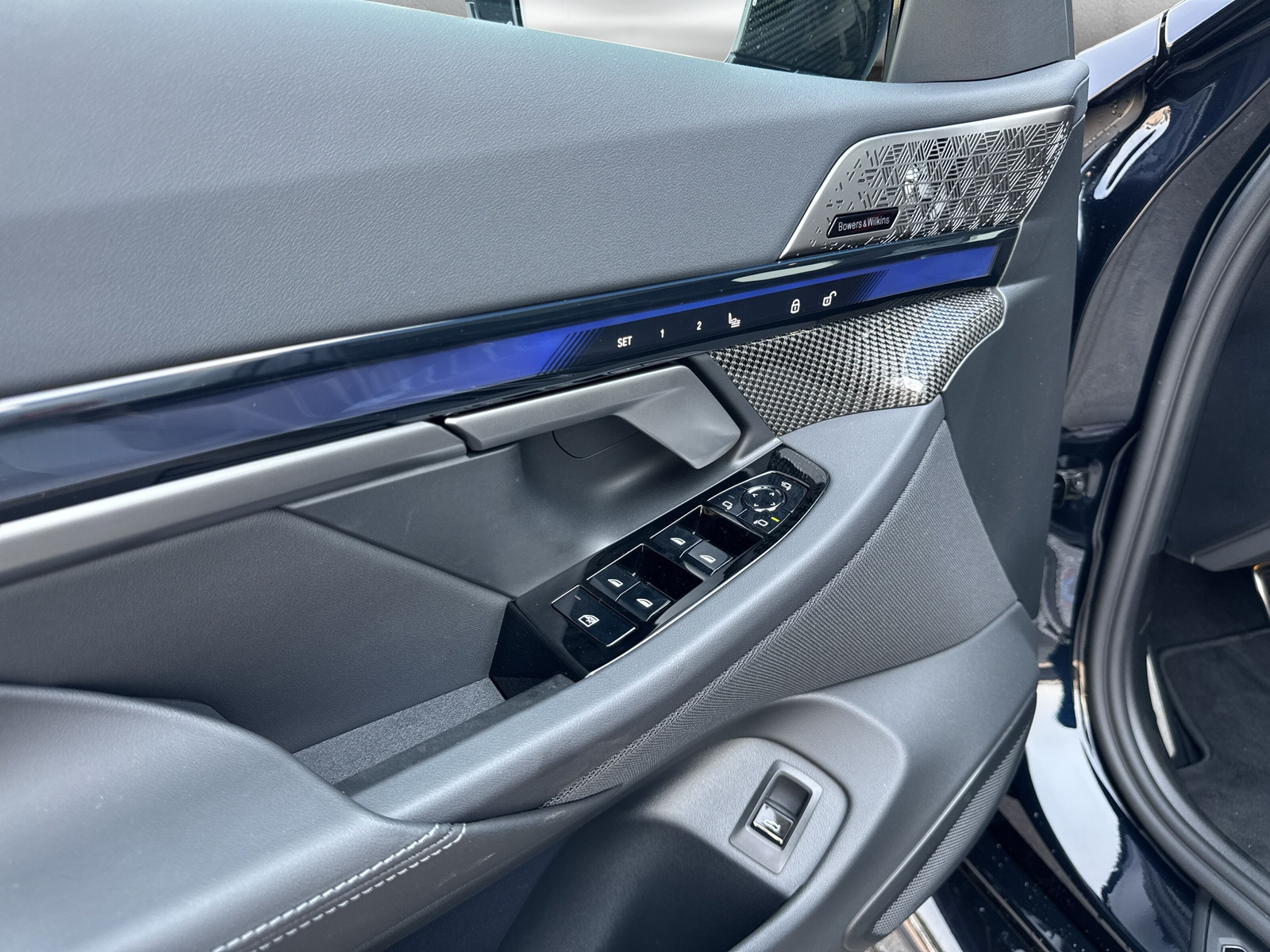BMW M5 xDrive Touring - 22