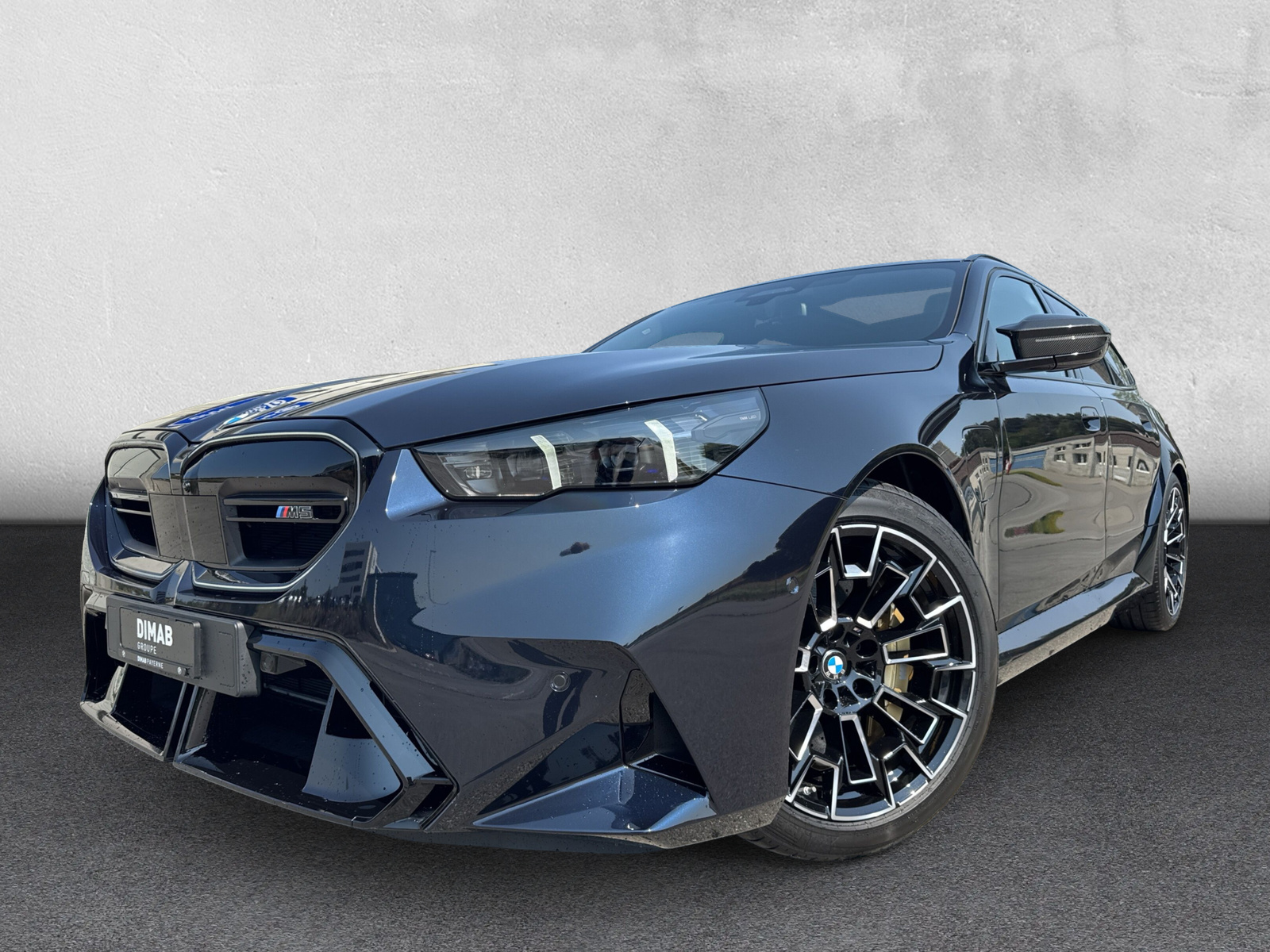 BMW M5 xDrive Touring - 9