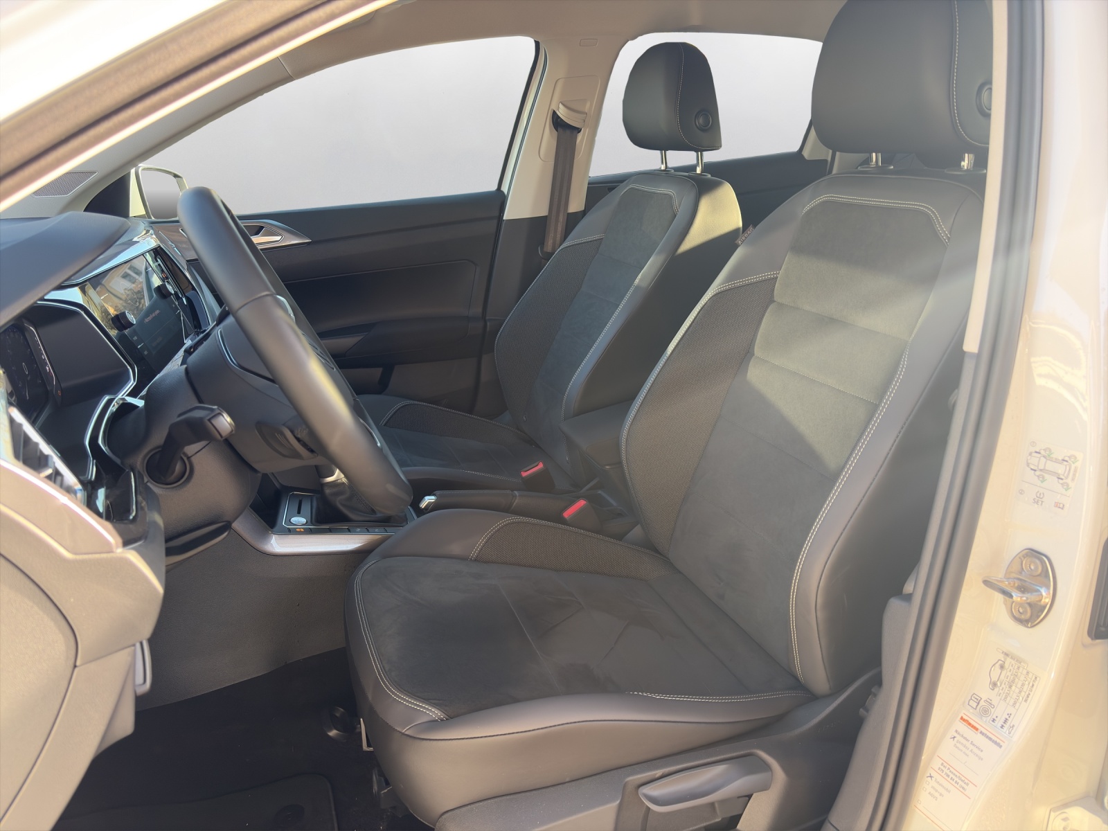 VW Polo 1.0 TSI Style DSG - 9