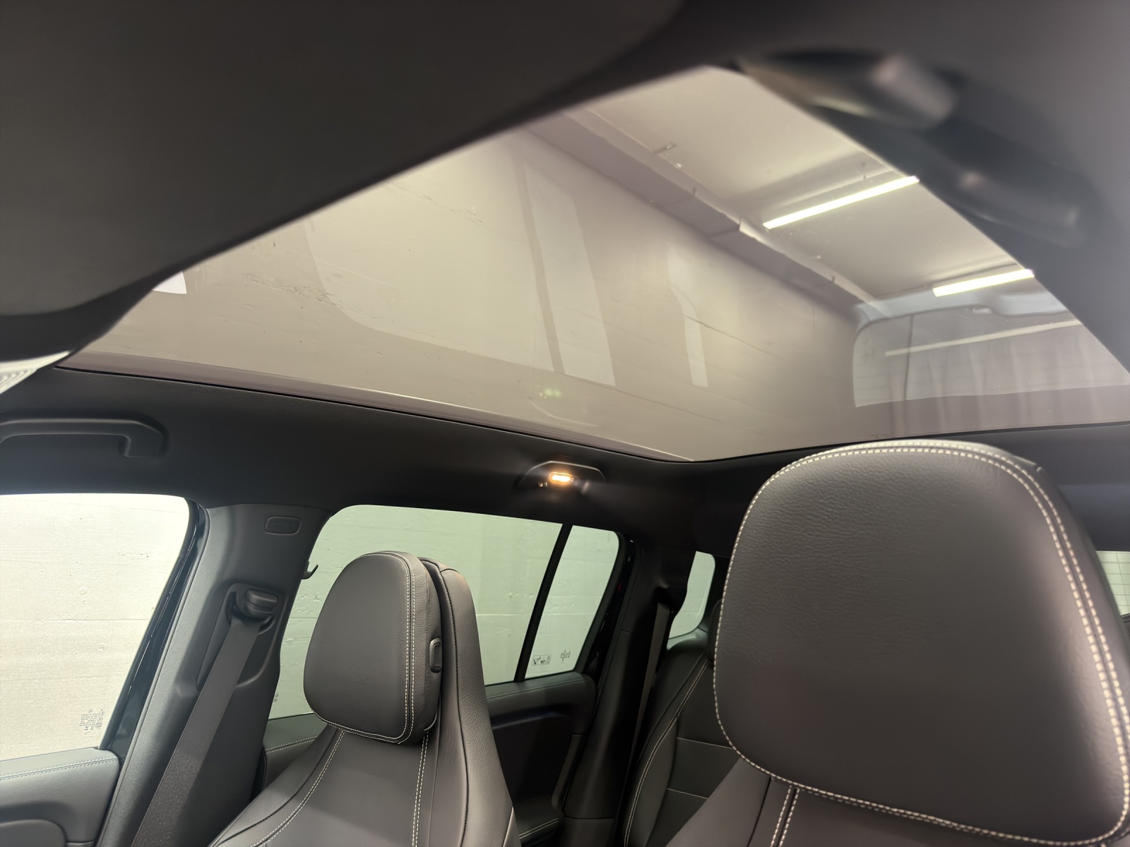 MERCEDES-BENZ GLB 220 AMG Line 4Matic - 13
