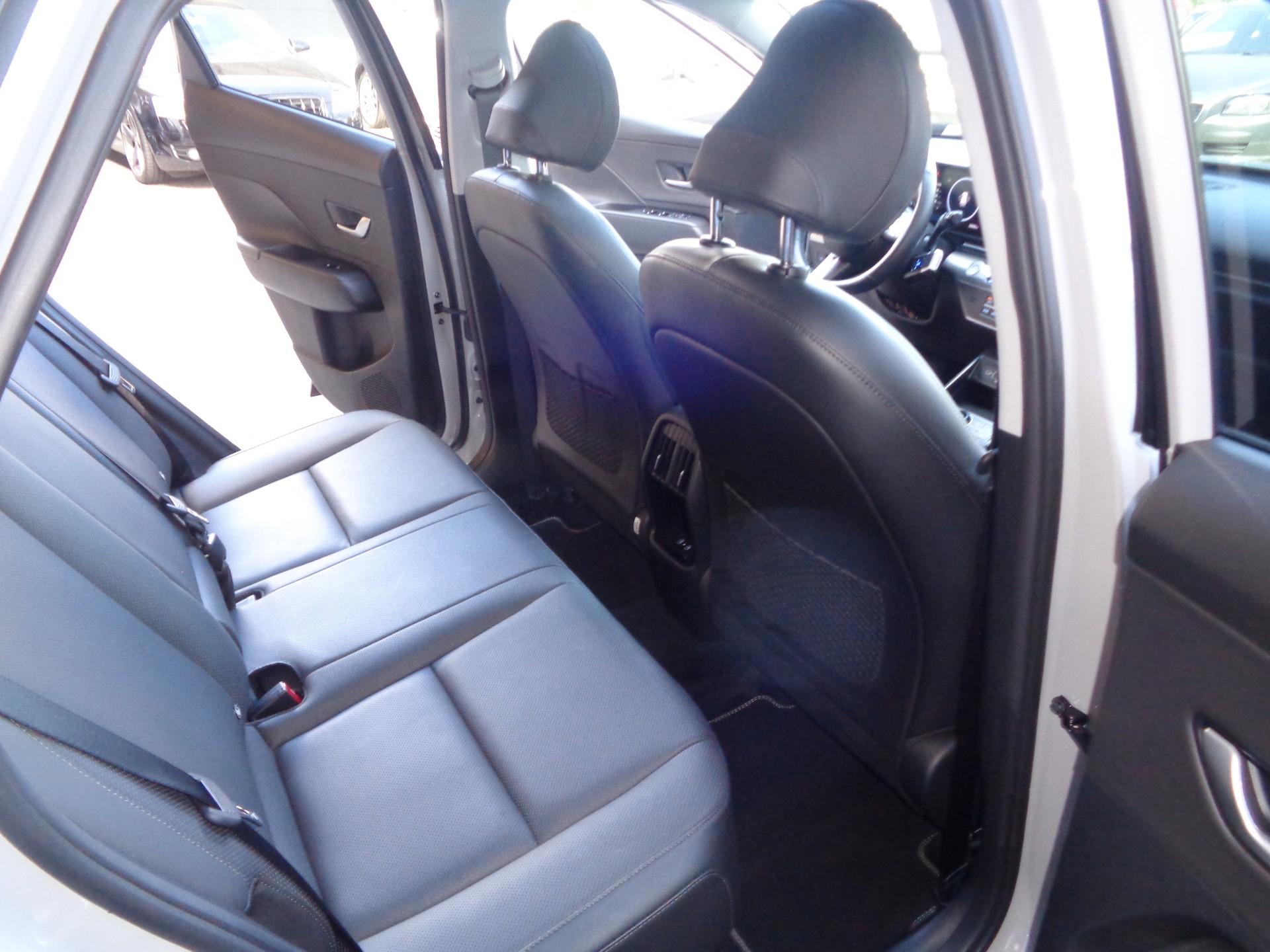 HYUNDAI Kona 1.6 GDi HEV Vertex DCT - 15