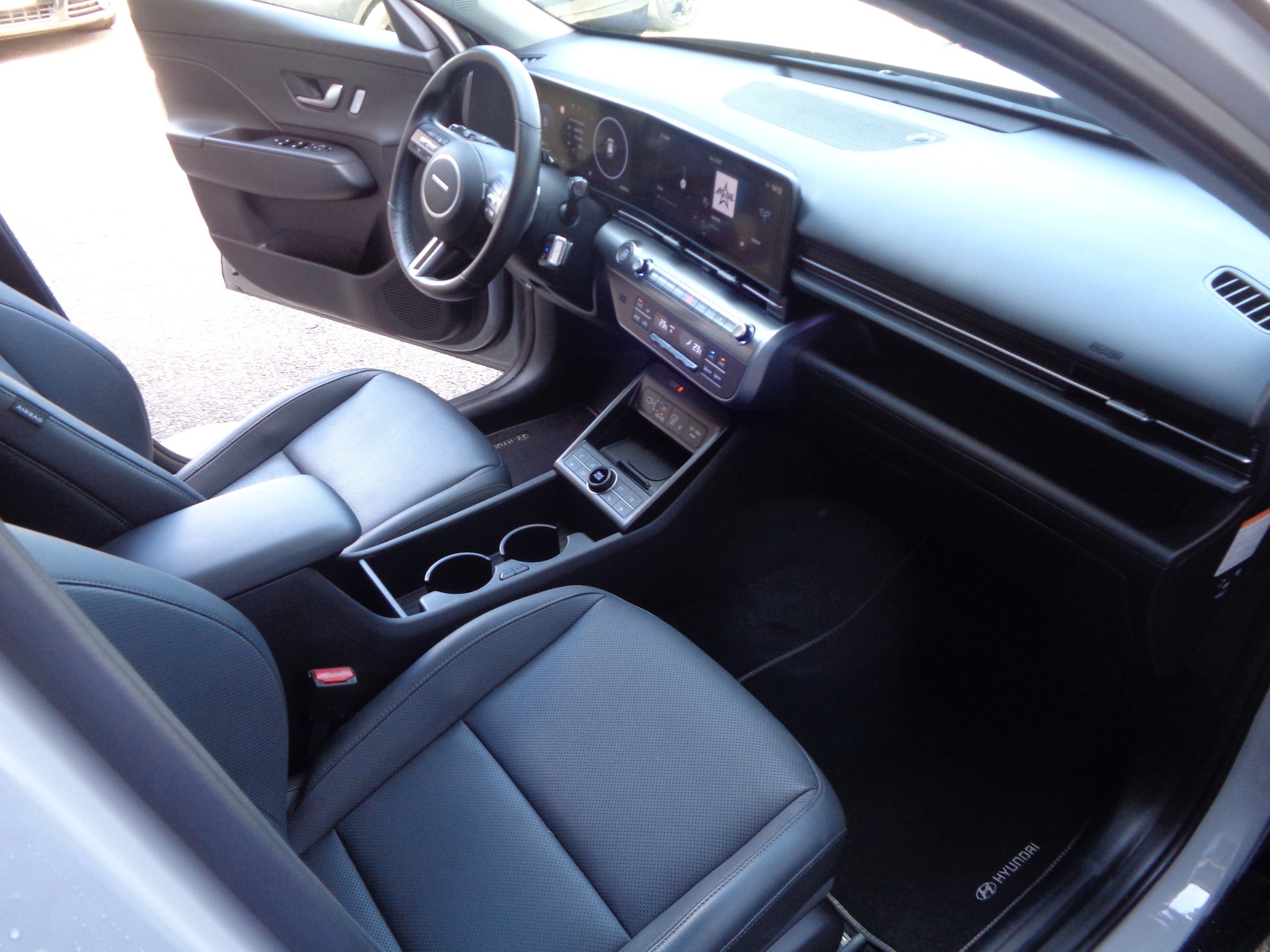 HYUNDAI Kona 1.6 GDi HEV Vertex DCT - 12