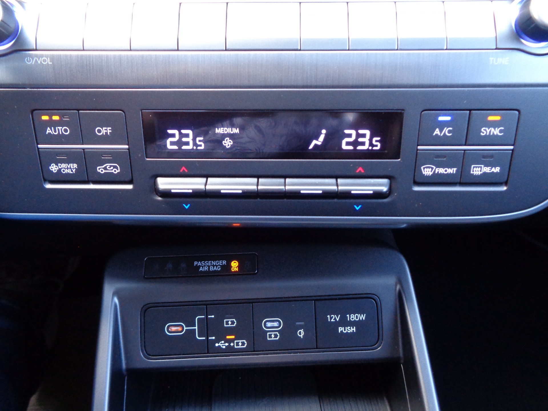 HYUNDAI Kona 1.6 GDi HEV Vertex DCT - 14
