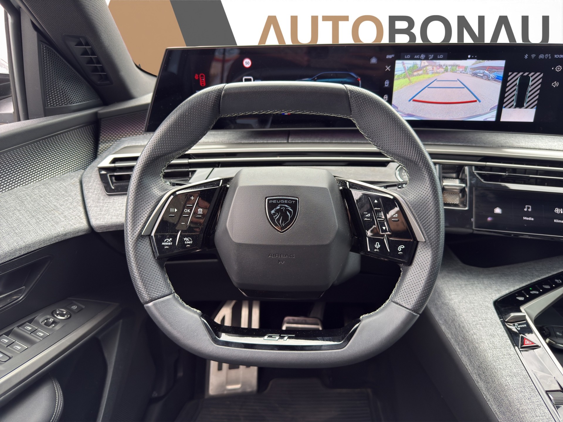PEUGEOT 5008 1.2 Hybrid e-DCS6 GT 7 Plätzer - 12