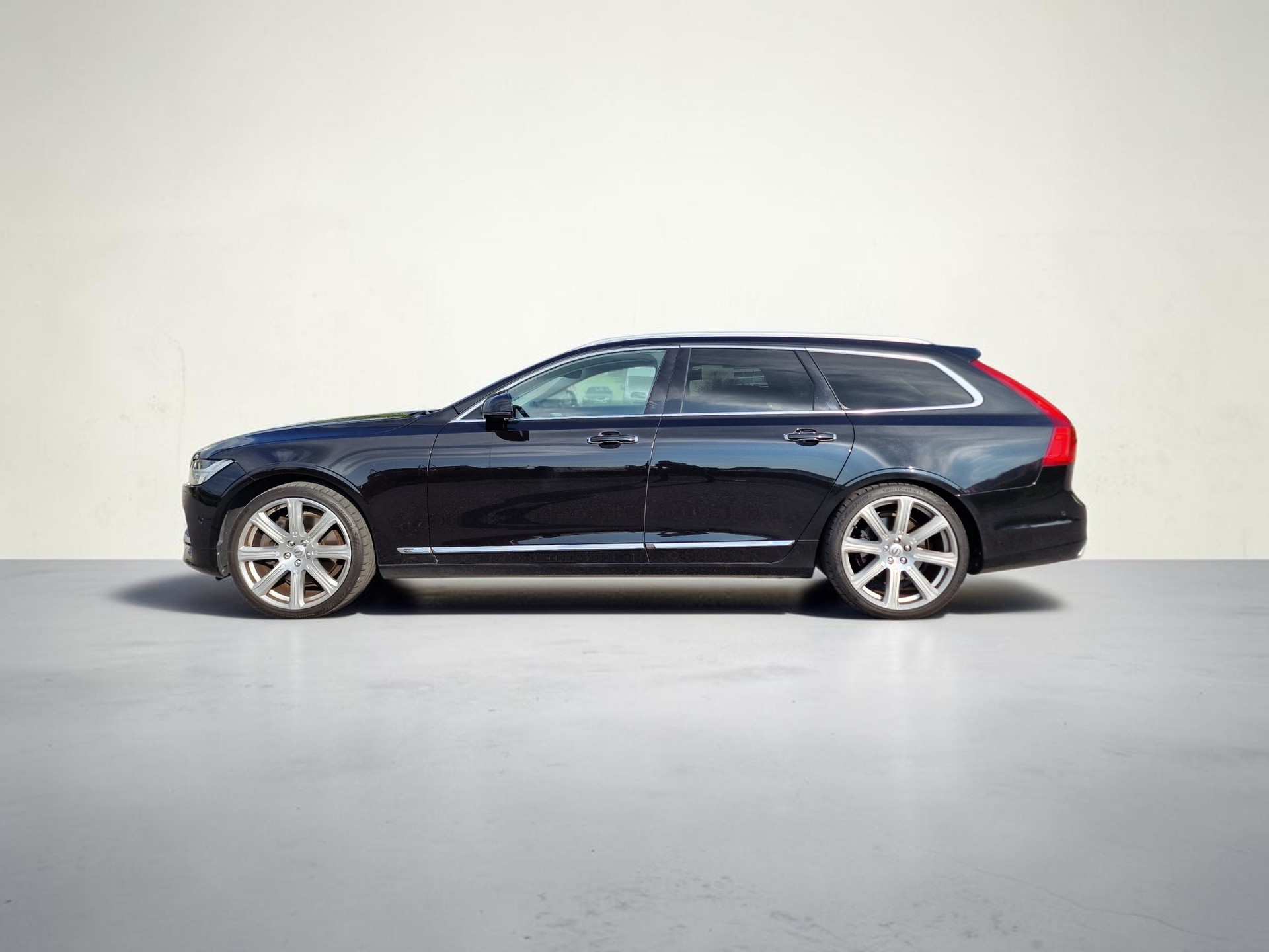 VOLVO V90 T6 AWD Inscription Geartronic 8xAlu 12Mt Gara