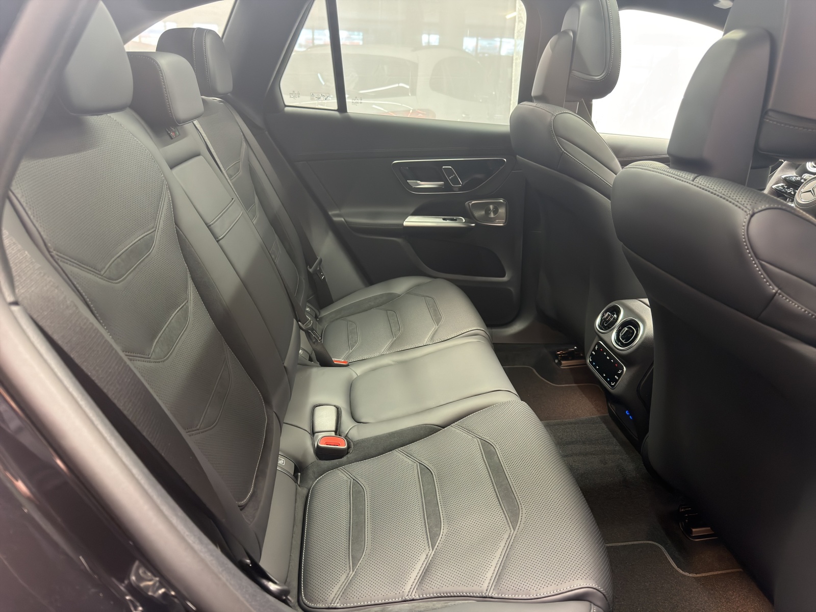 MERCEDES-BENZ AMG GLC 53 4Matic+ - 10