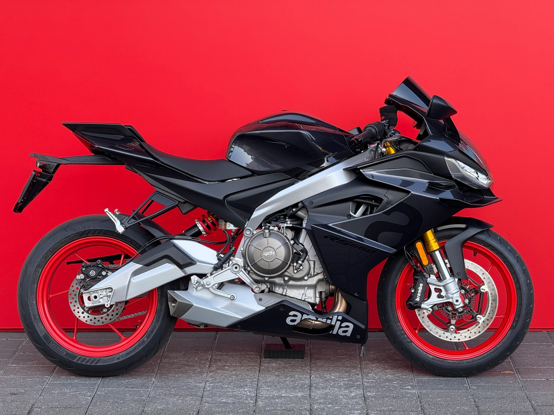 APRILIA RS 660 E5+ (35kW) DARK THUNDER - 1