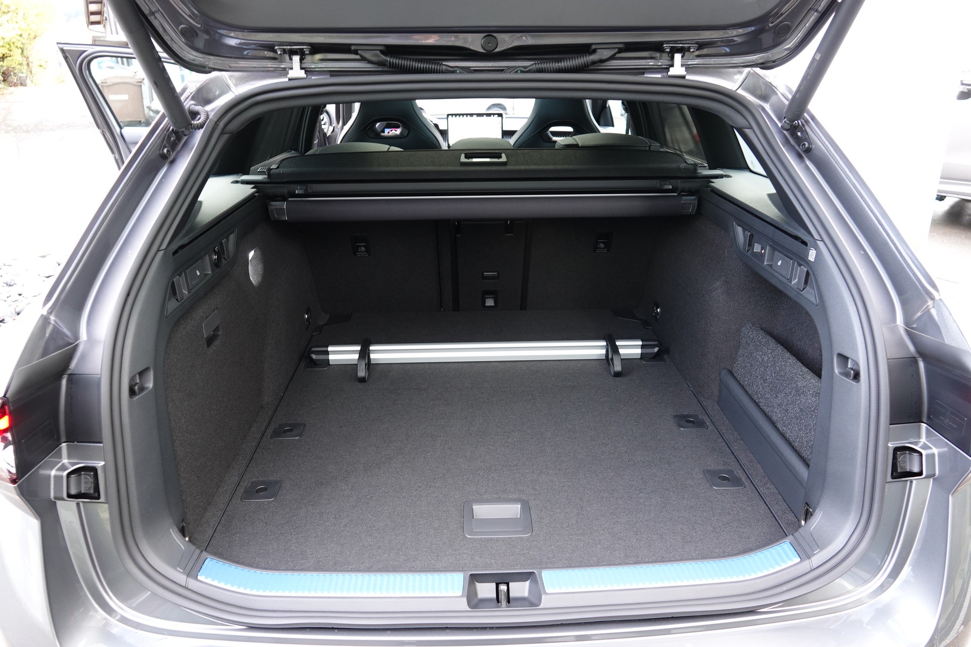 SKODA Superb Combi 2.0 TSI Sportline 4x4 DSG - 22