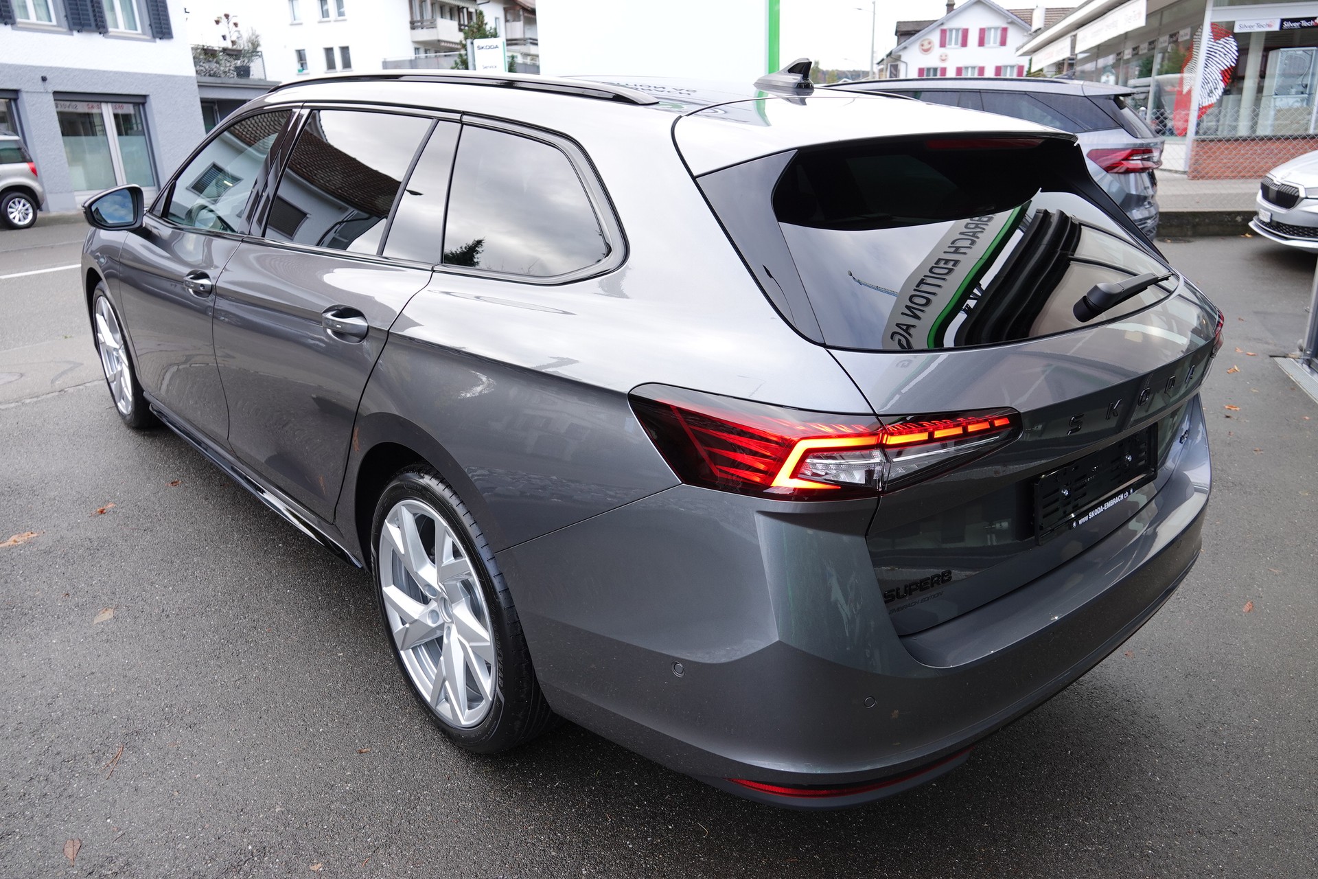 SKODA Superb Combi 2.0 TSI Sportline 4x4 DSG - 13