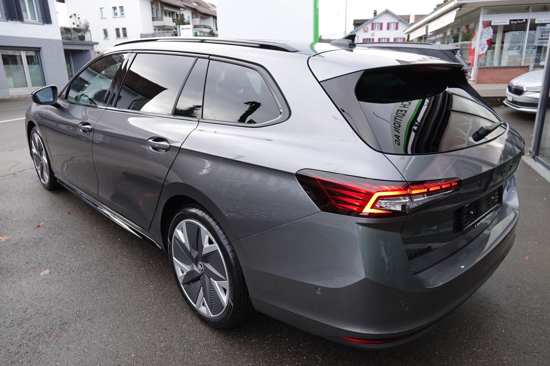 SKODA Superb Combi 2.0 TSI Sportline 4x4 DSG - 7