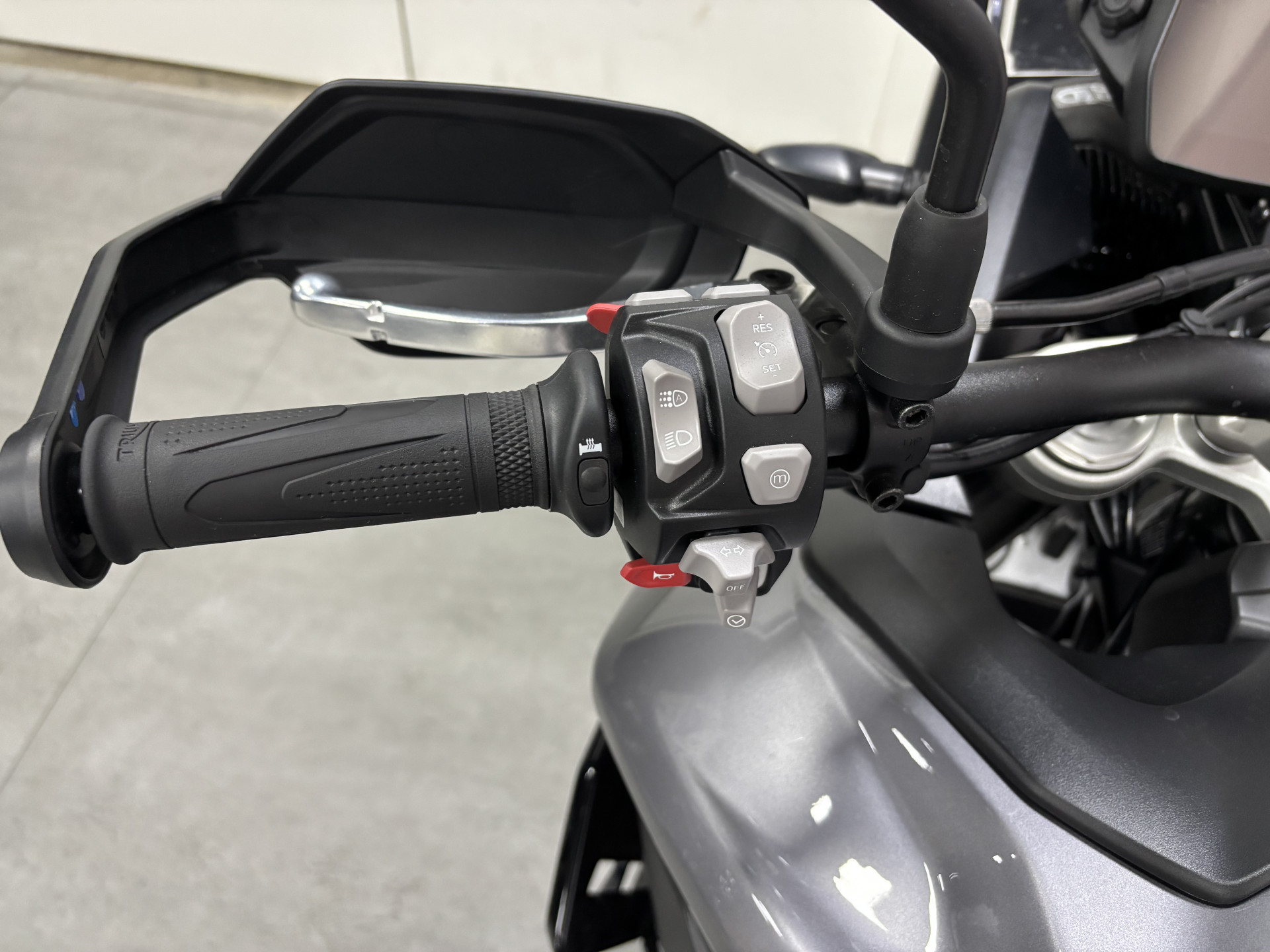 TRIUMPH Tiger 900 GT Pro - 7
