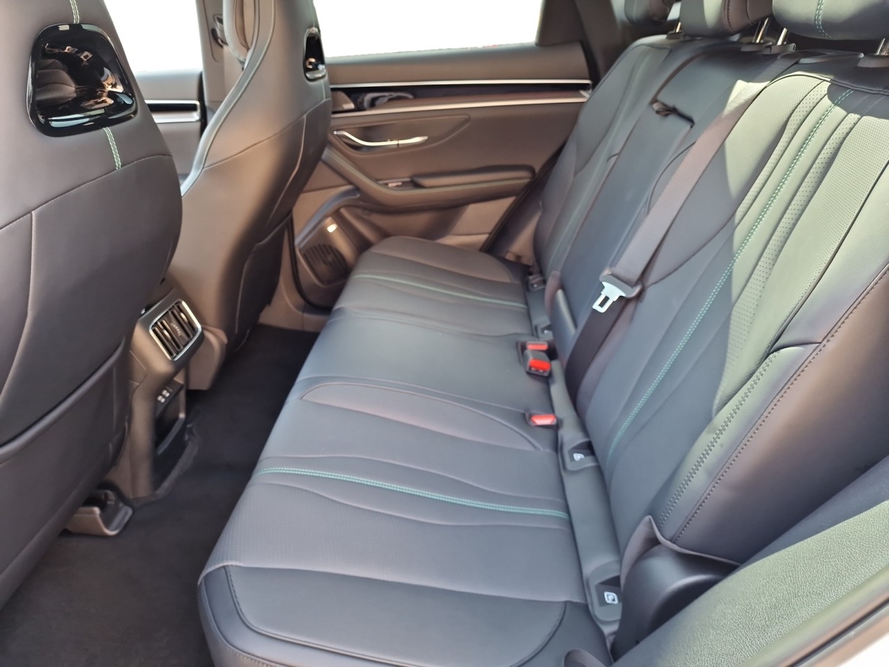 byd Gallery 30