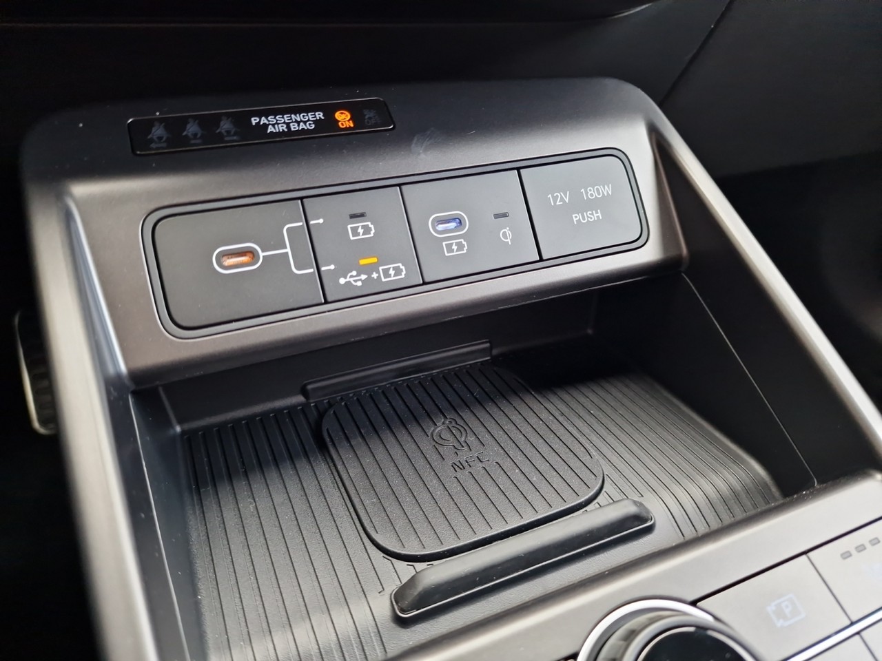 hyundai Gallery 22