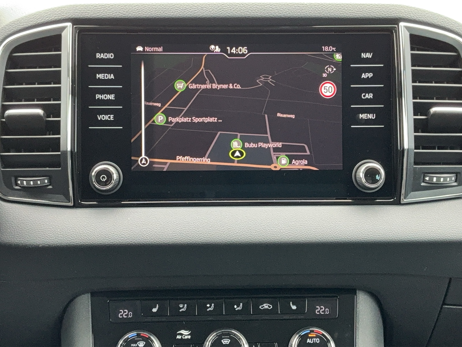 SKODA Karoq 2.0 TDI CR Dynamic 4x4 DSG - 9