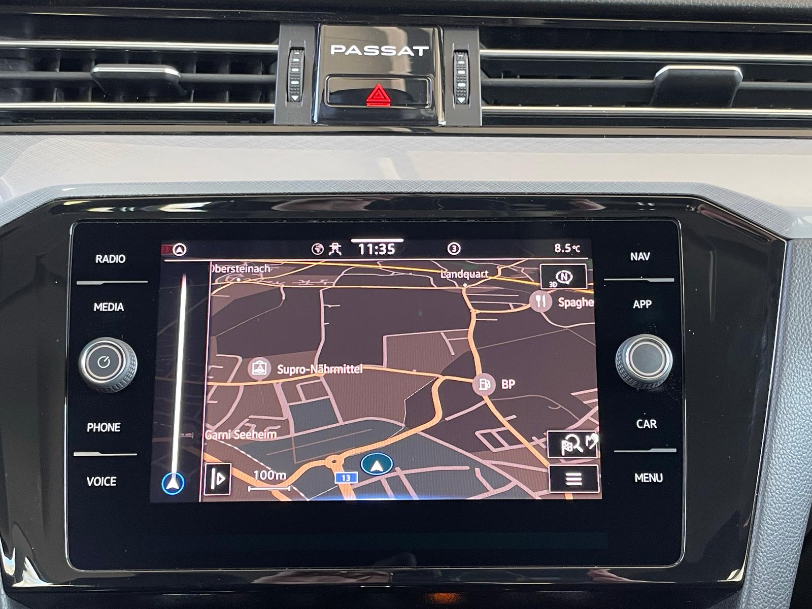VW Passat Variant 1.5 TSI Business DSG-11
