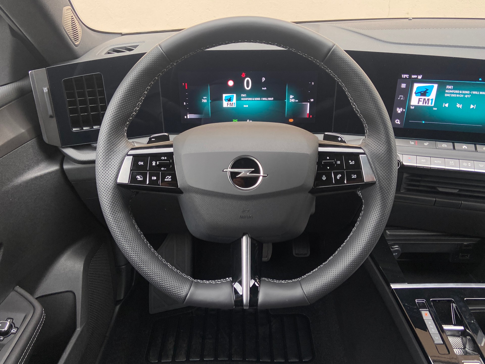 OPEL Astra Sports Tourer 1.2i Turbo GS Automat - 8