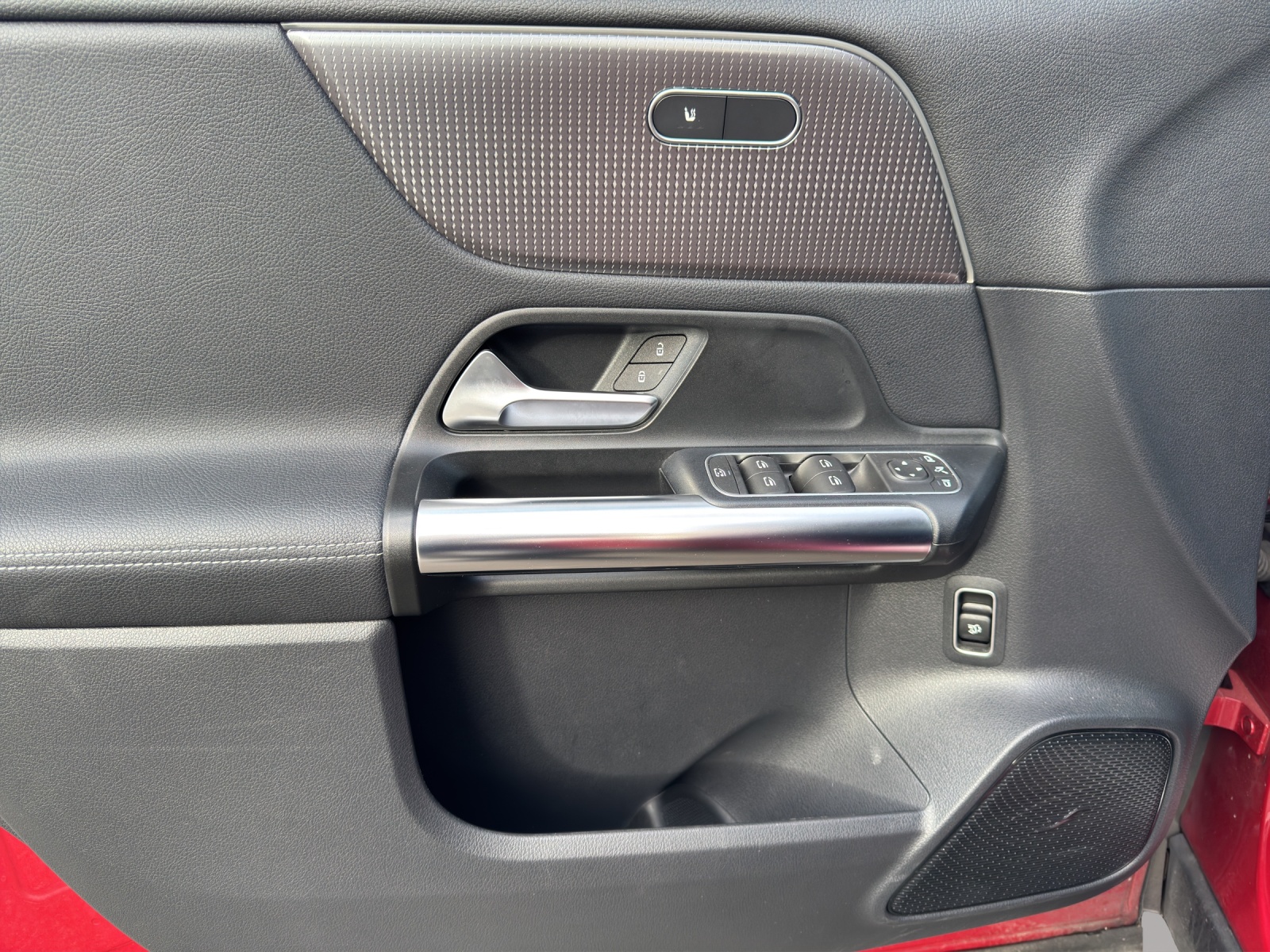 MERCEDES-BENZ GLA 200d Progress. 4Matic - 13