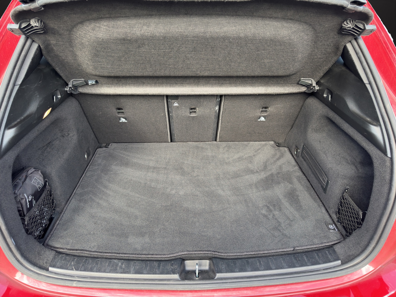 MERCEDES-BENZ GLA 200d Progress. 4Matic - 9