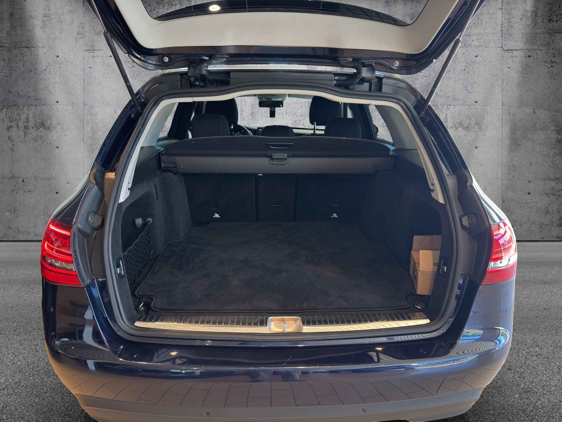 MERCEDES-BENZ C 220 d Swiss Star 4M 9G-Tronic - 12