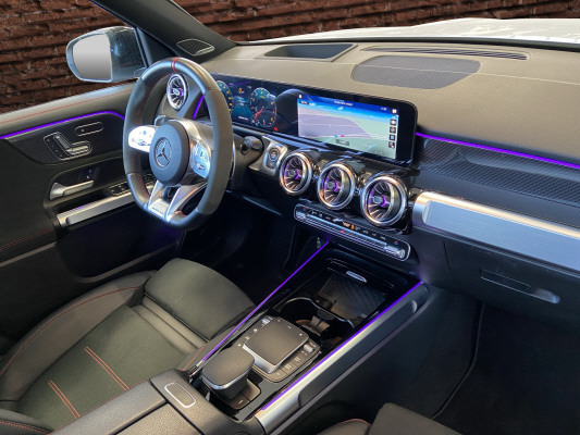 MERCEDES-BENZ GLB 35 AMG 4 MATIC - 15