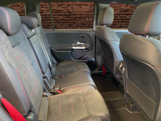 MERCEDES-BENZ GLB 35 AMG 4 MATIC - 14