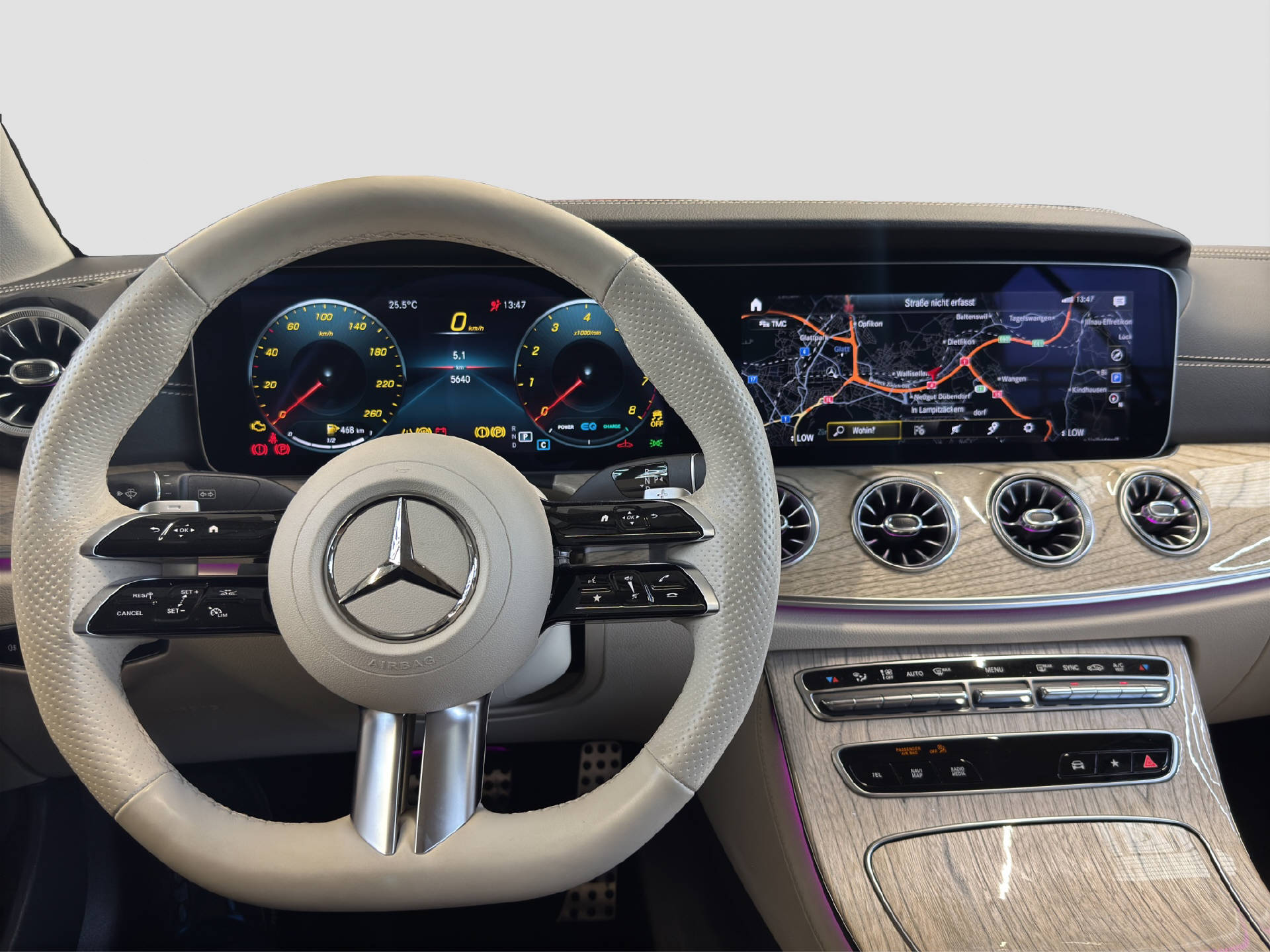 MERCEDES-BENZ E 300 AMG Line Cabriolet - 9