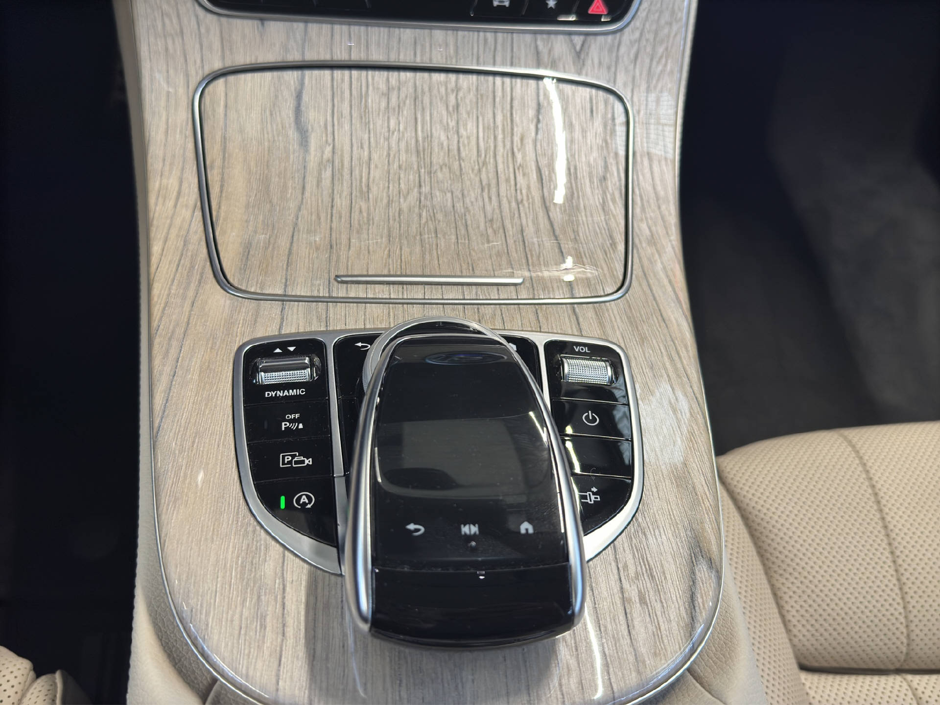 MERCEDES-BENZ E 300 AMG Line Cabriolet - 12