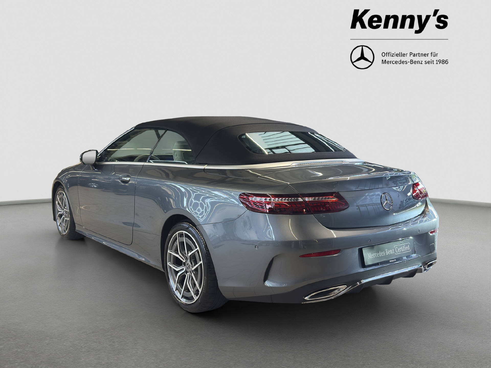 MERCEDES-BENZ E 300 AMG Line Cabriolet - 5