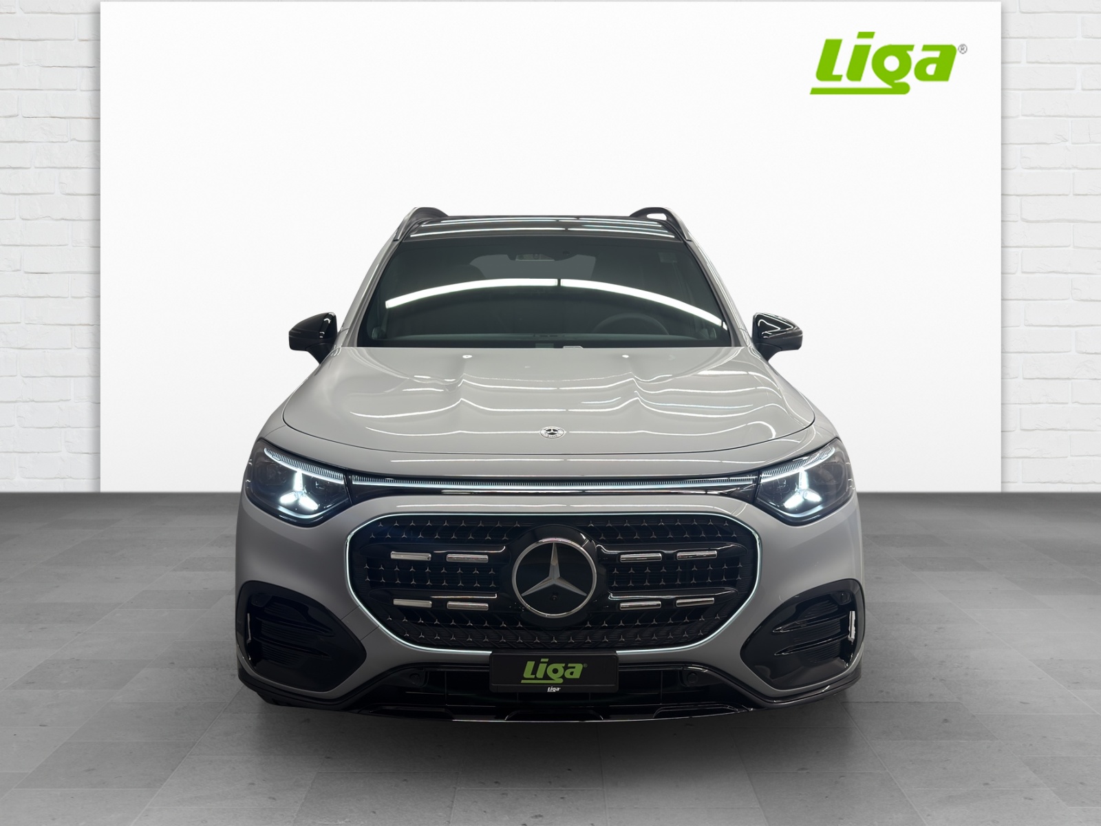 MERCEDES-BENZ GLB 220 AMG Line 4Matic - 2