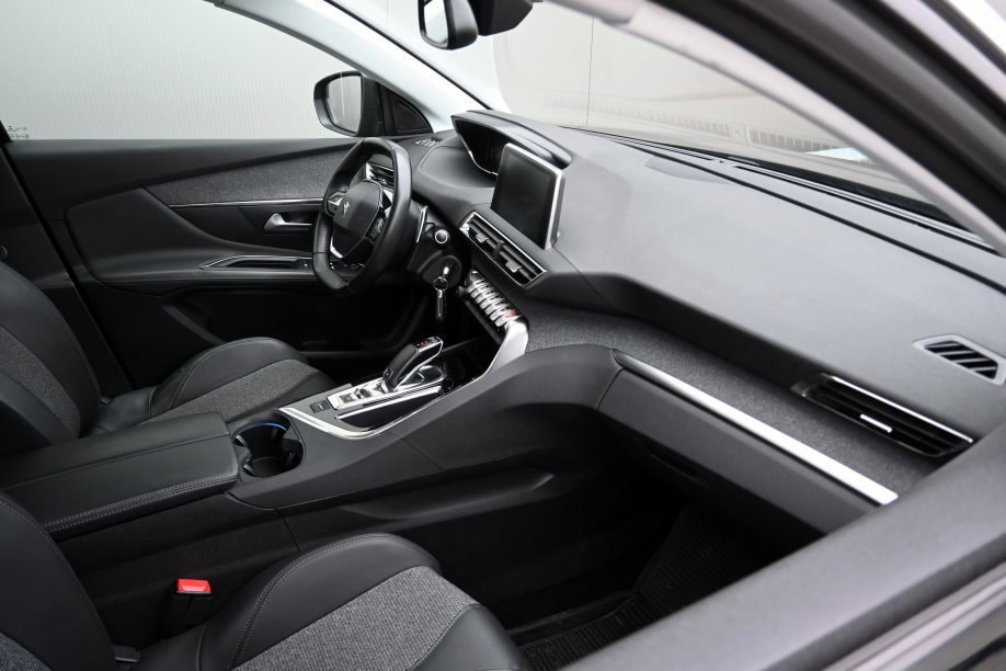 PEUGEOT 3008 1.5 BlueHDi GT Line EAT - 5