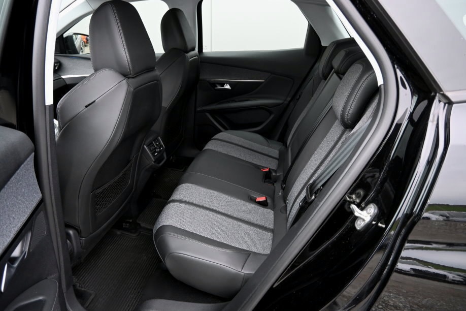 PEUGEOT 3008 1.5 BlueHDi GT Line EAT - 9