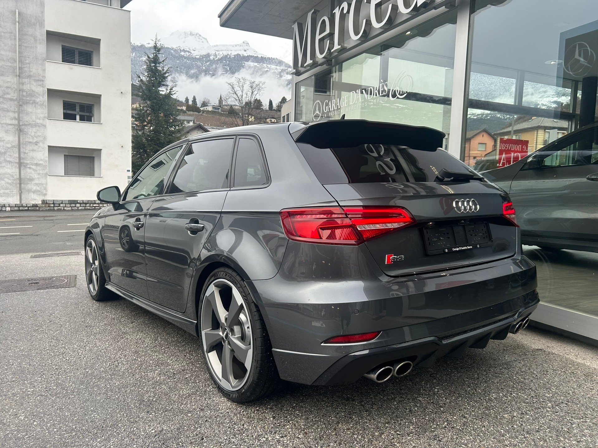 AUDI S3 Sportback 2.0 TFSI quattro S-tronic - 4