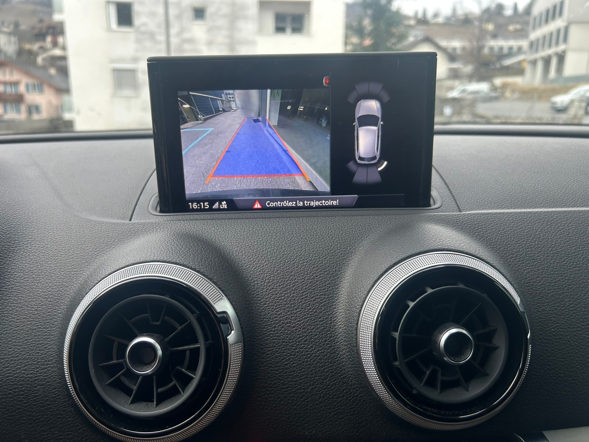 AUDI S3 Sportback 2.0 TFSI quattro S-tronic - 11