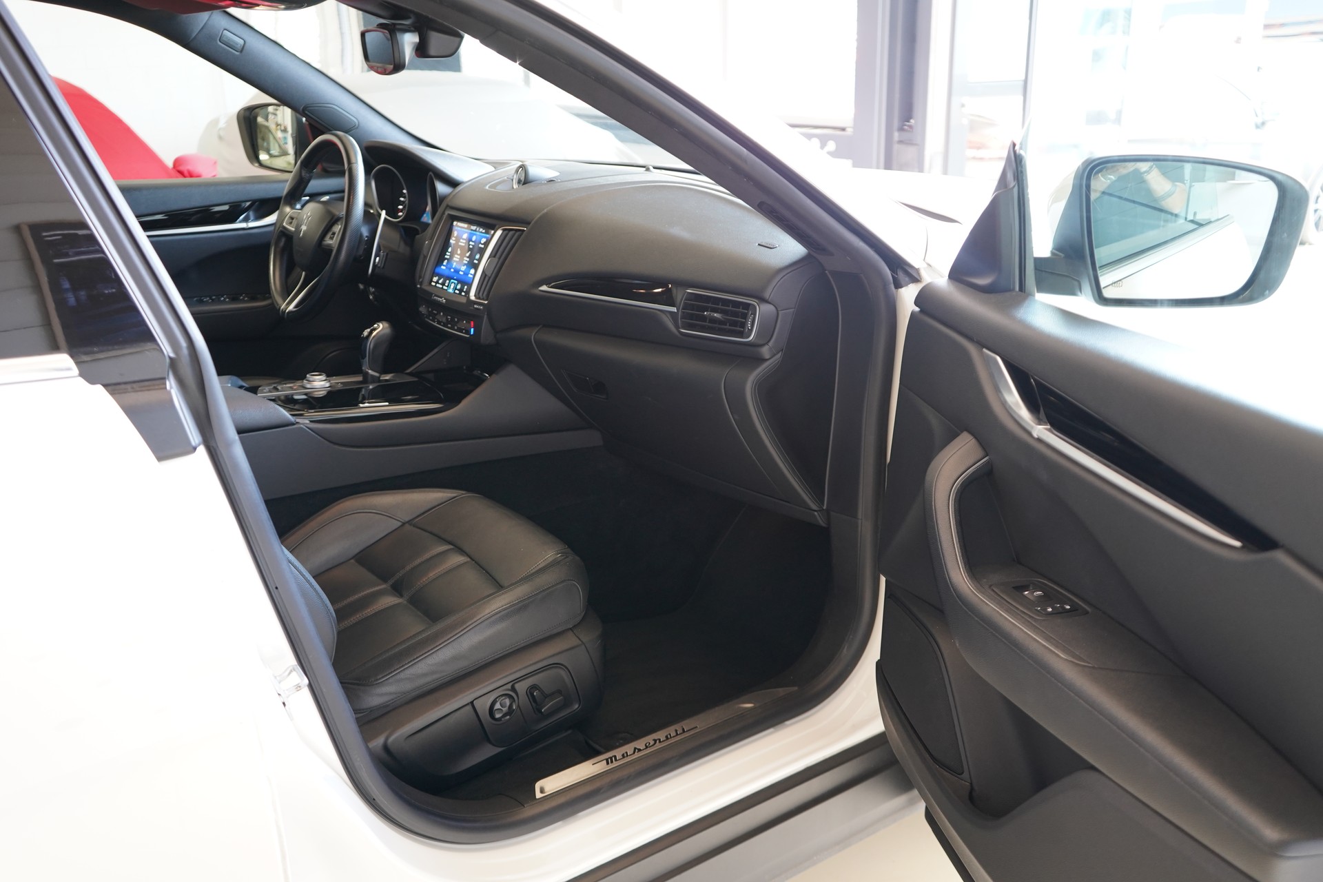 MASERATI Levante D 3.0 V6 GranSport Automatica - 23
