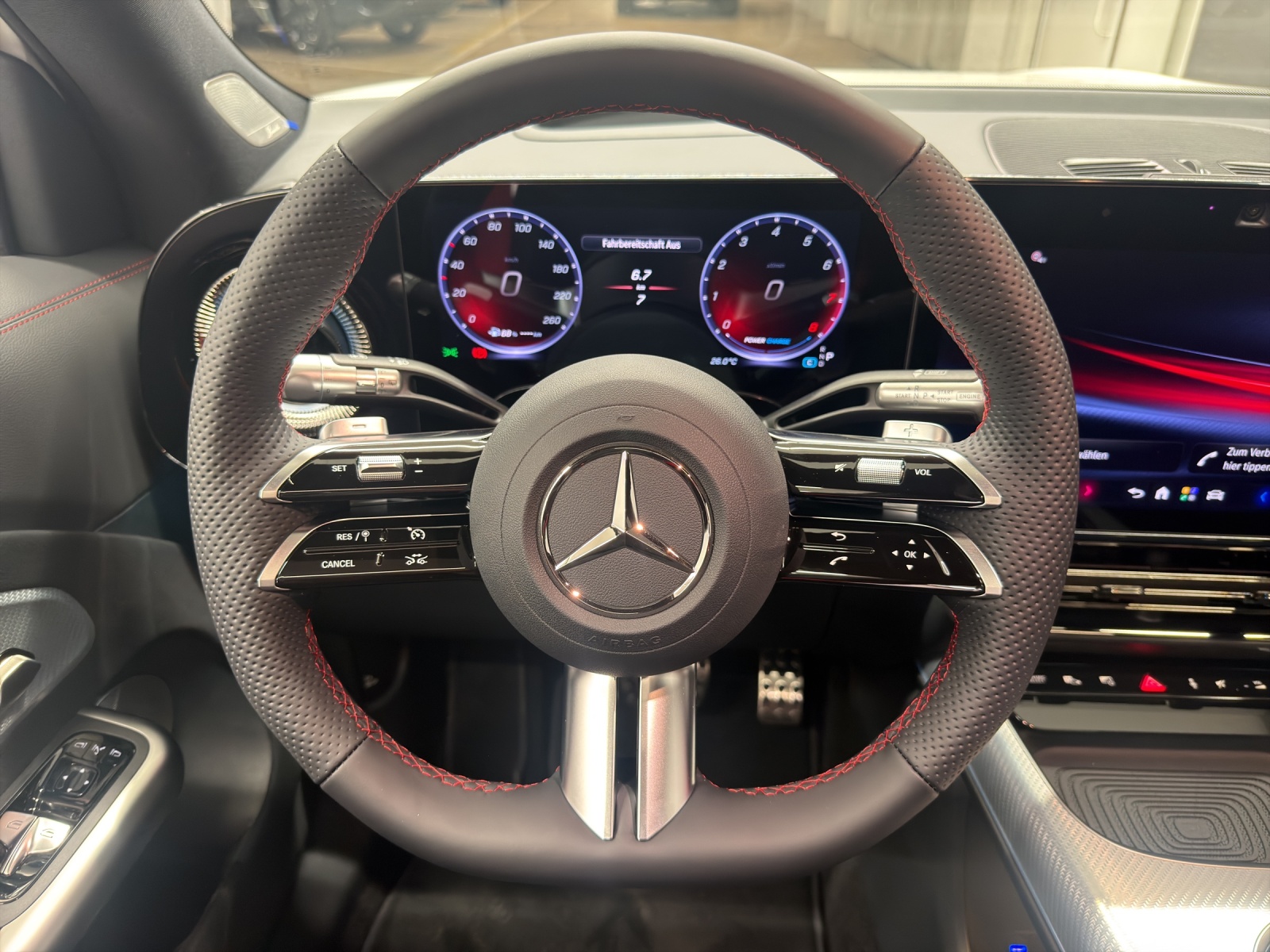 MERCEDES-BENZ GLB 220 AMG Line 4Matic - 15