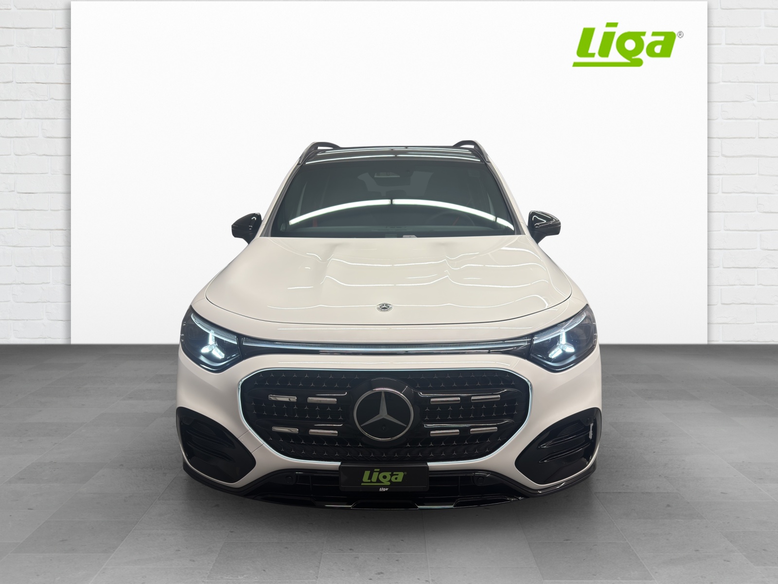MERCEDES-BENZ GLB 220 AMG Line 4Matic - 2