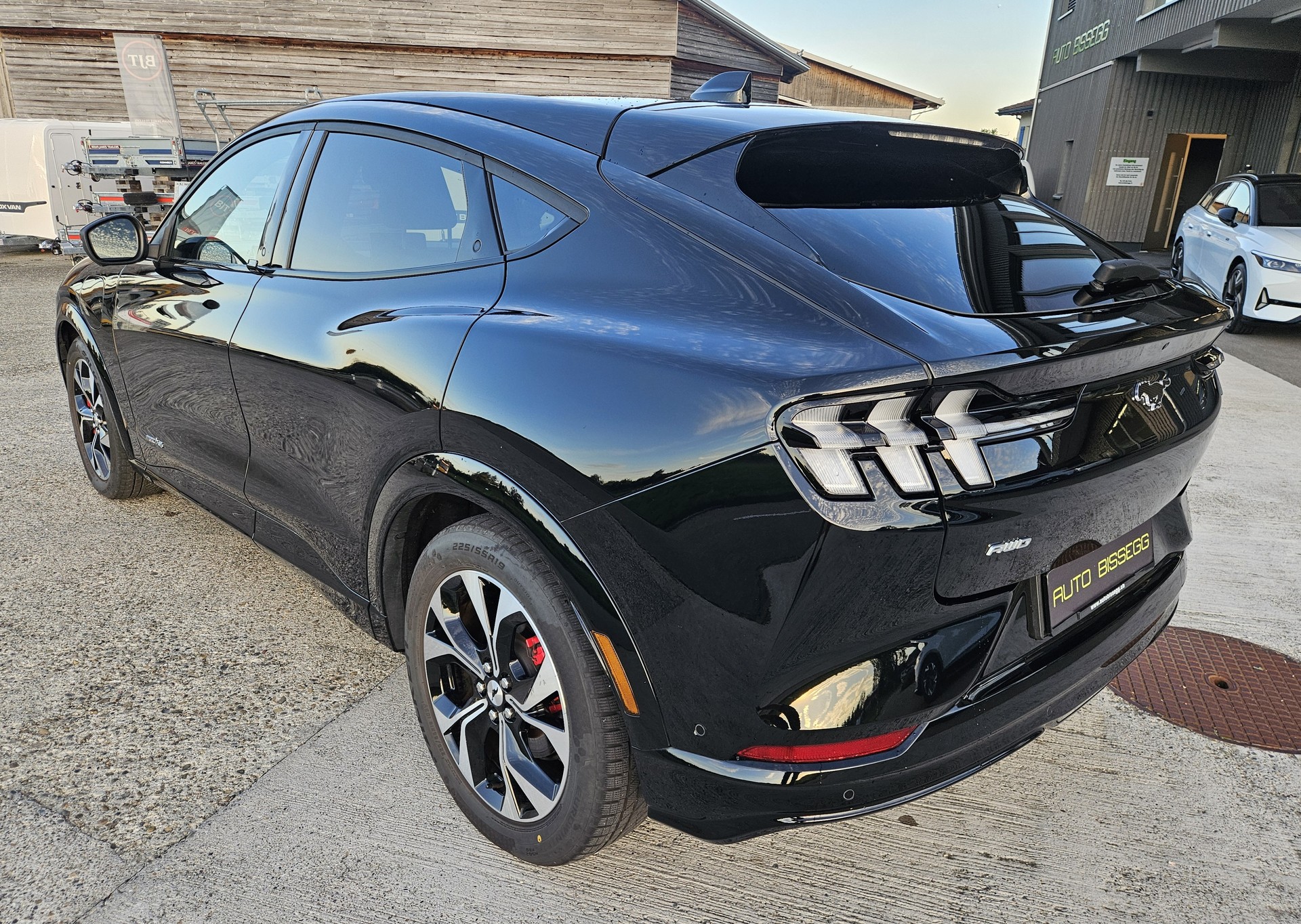 FORD Mustang MACH-E Premium AWD 72.6 kWh - 5
