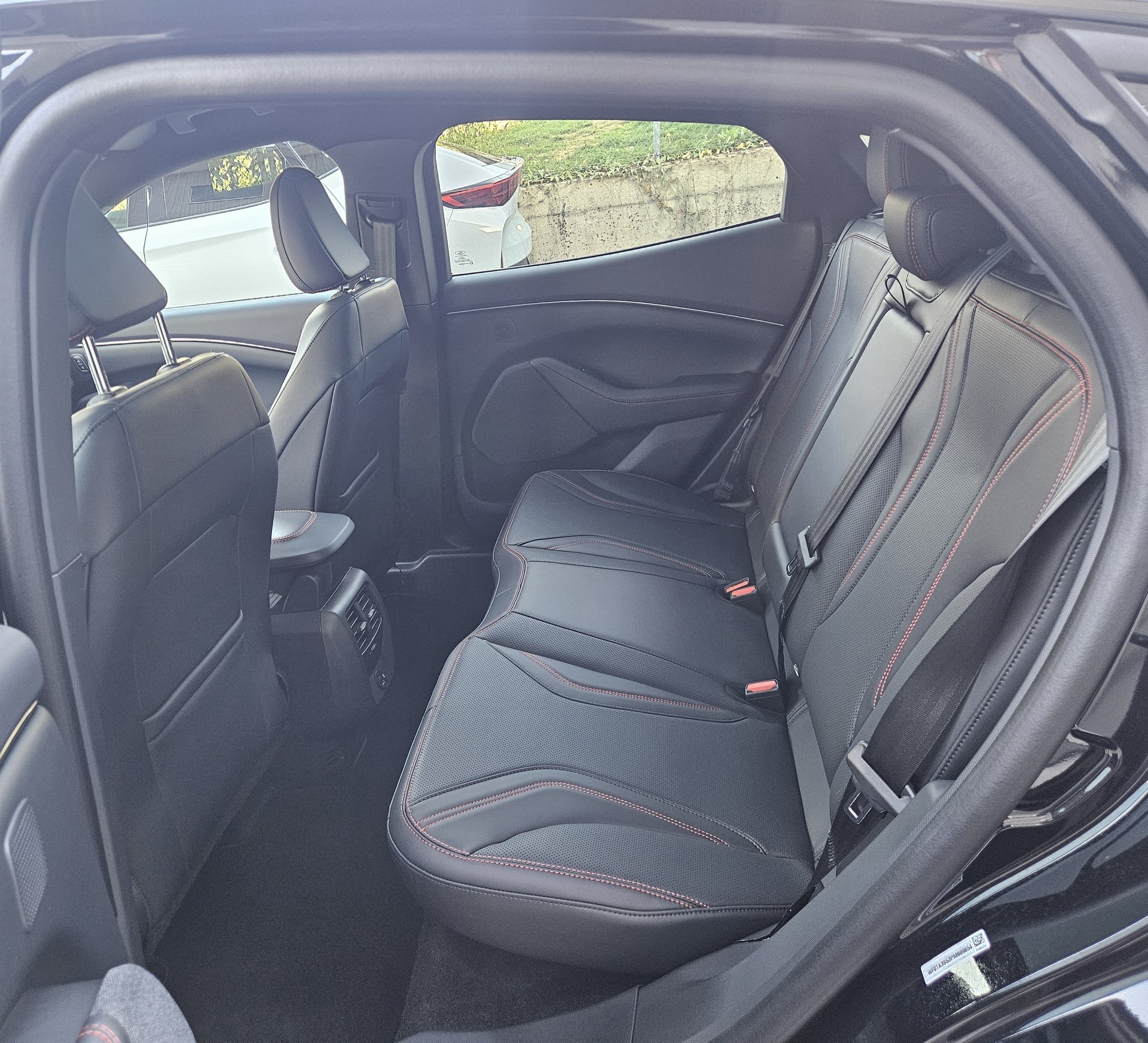 FORD Mustang MACH-E Premium AWD 72.6 kWh - 20