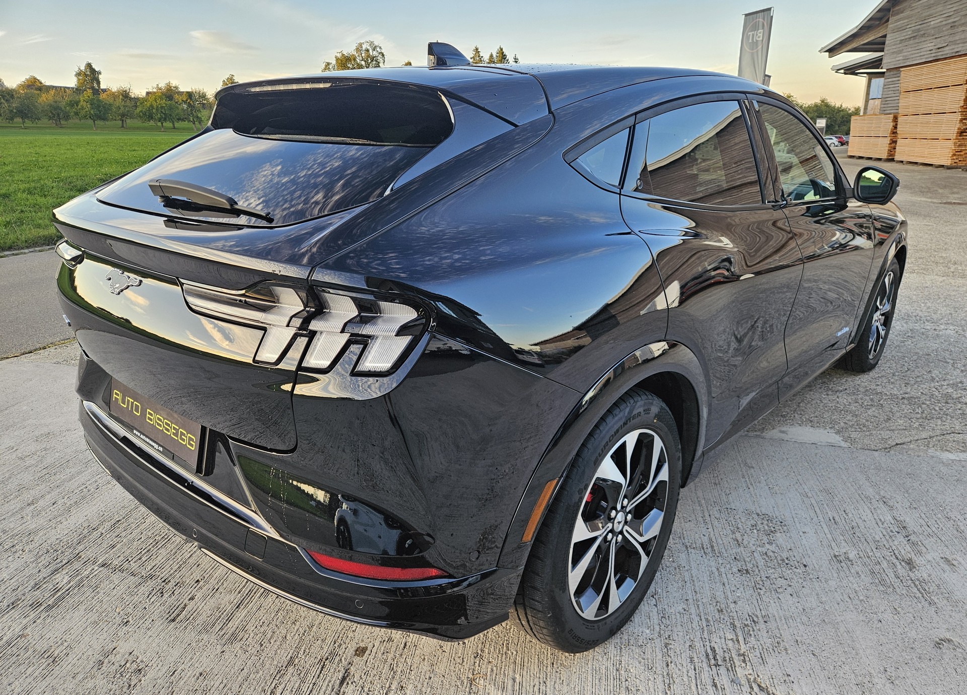 FORD Mustang MACH-E Premium AWD 72.6 kWh - 7