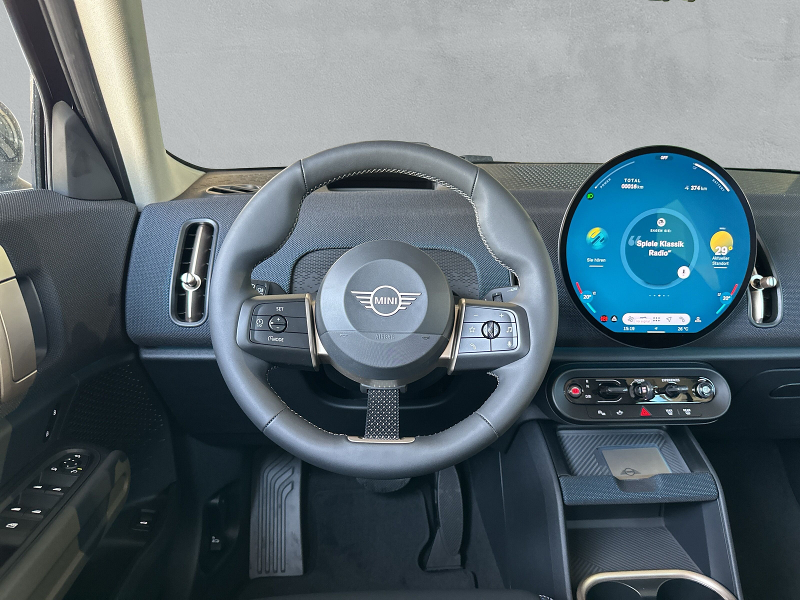 MINI Countryman SE ALL 4 - 16