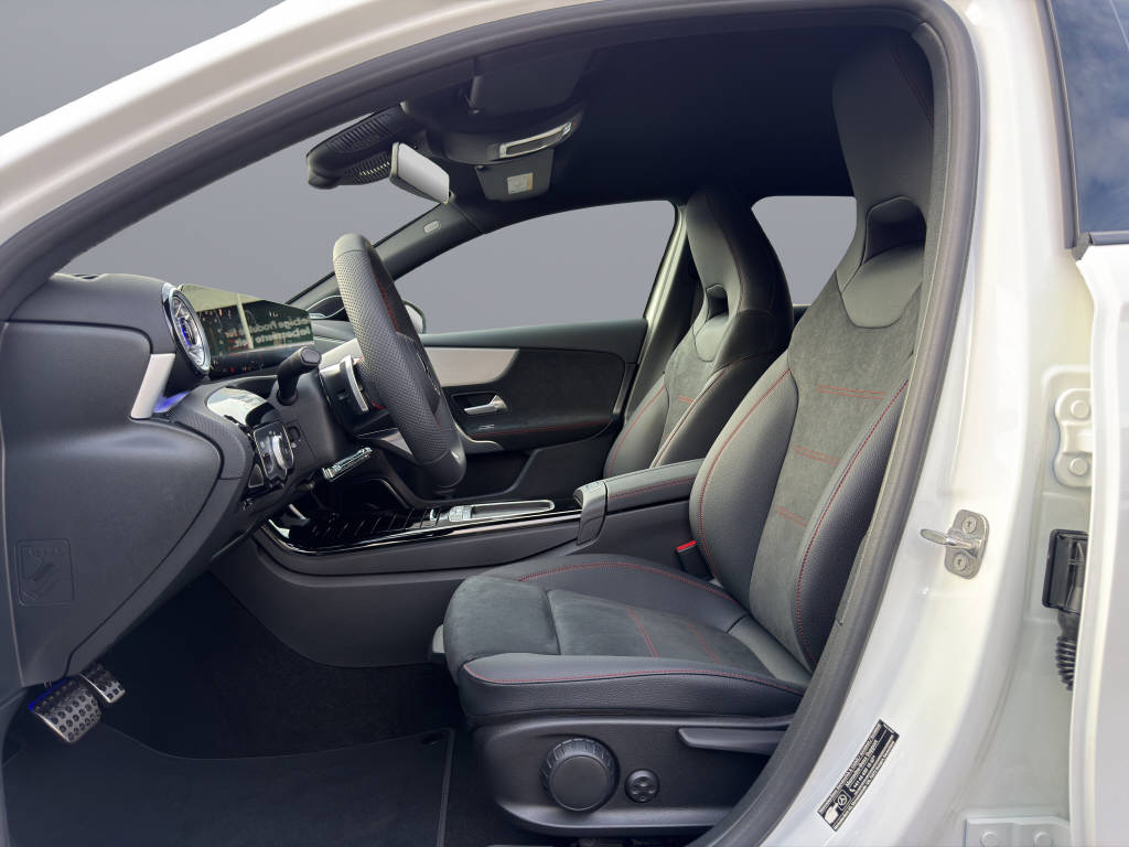 MERCEDES-BENZ A 220 AMG Line 4matic - 9