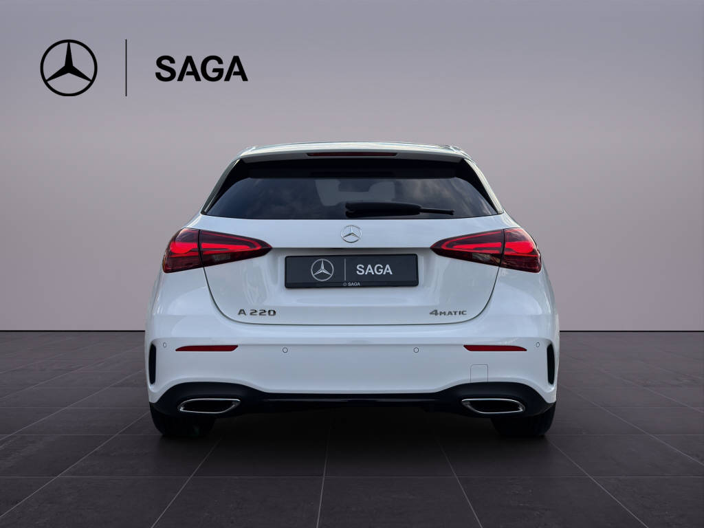 MERCEDES-BENZ A 220 AMG Line 4matic - 6
