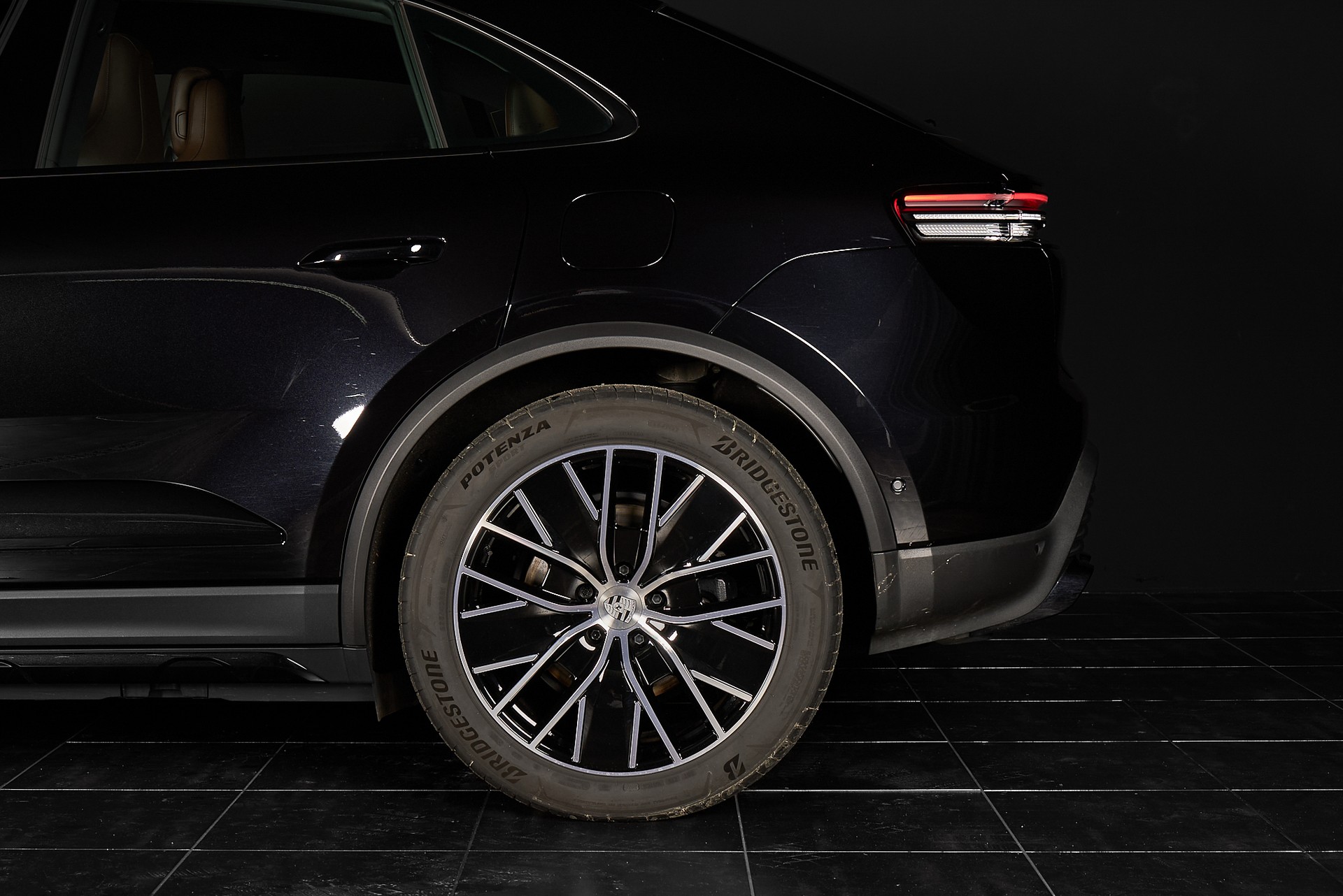 PORSCHE Macan 4 100kWh - 3
