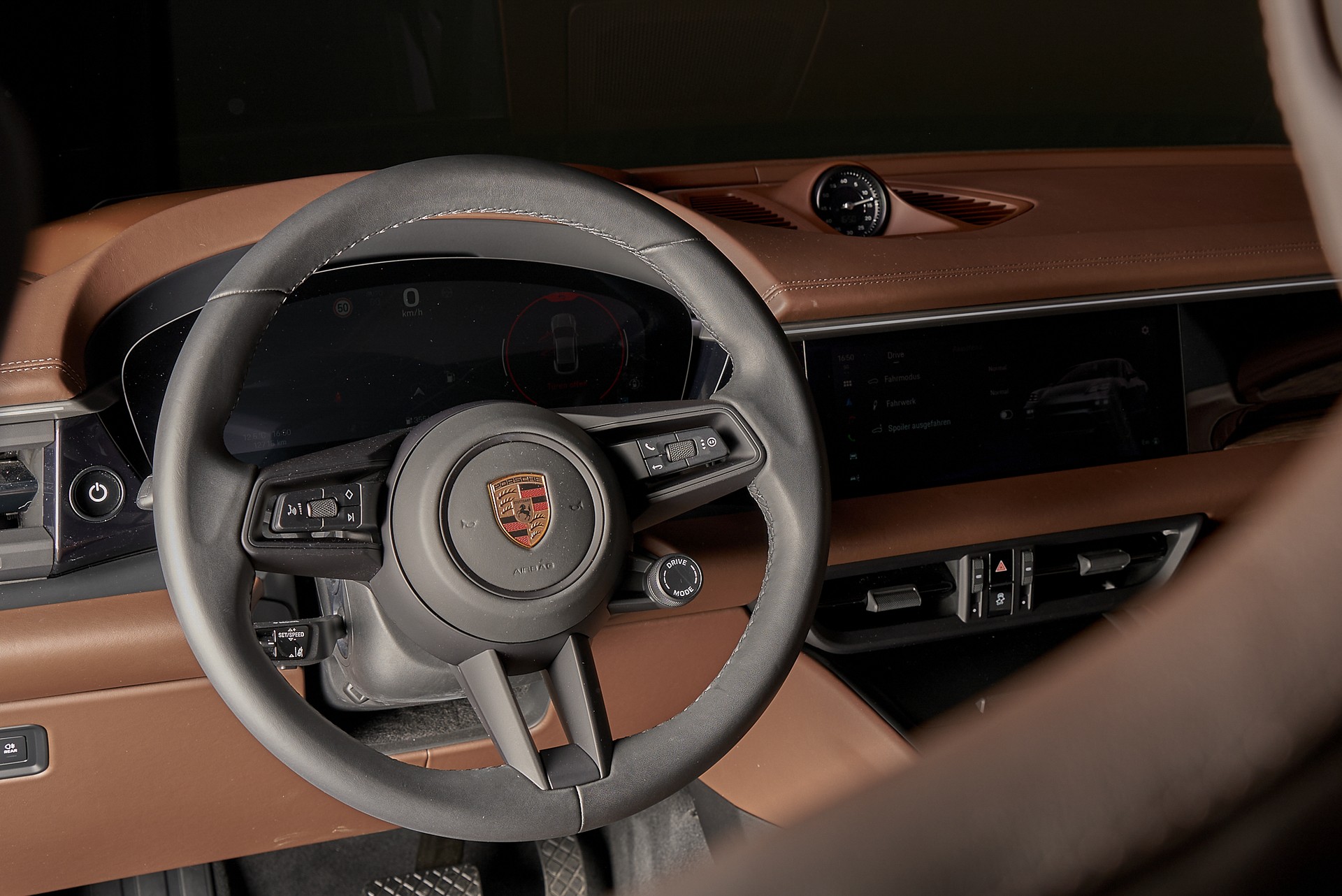 PORSCHE Macan 4 100kWh - 16