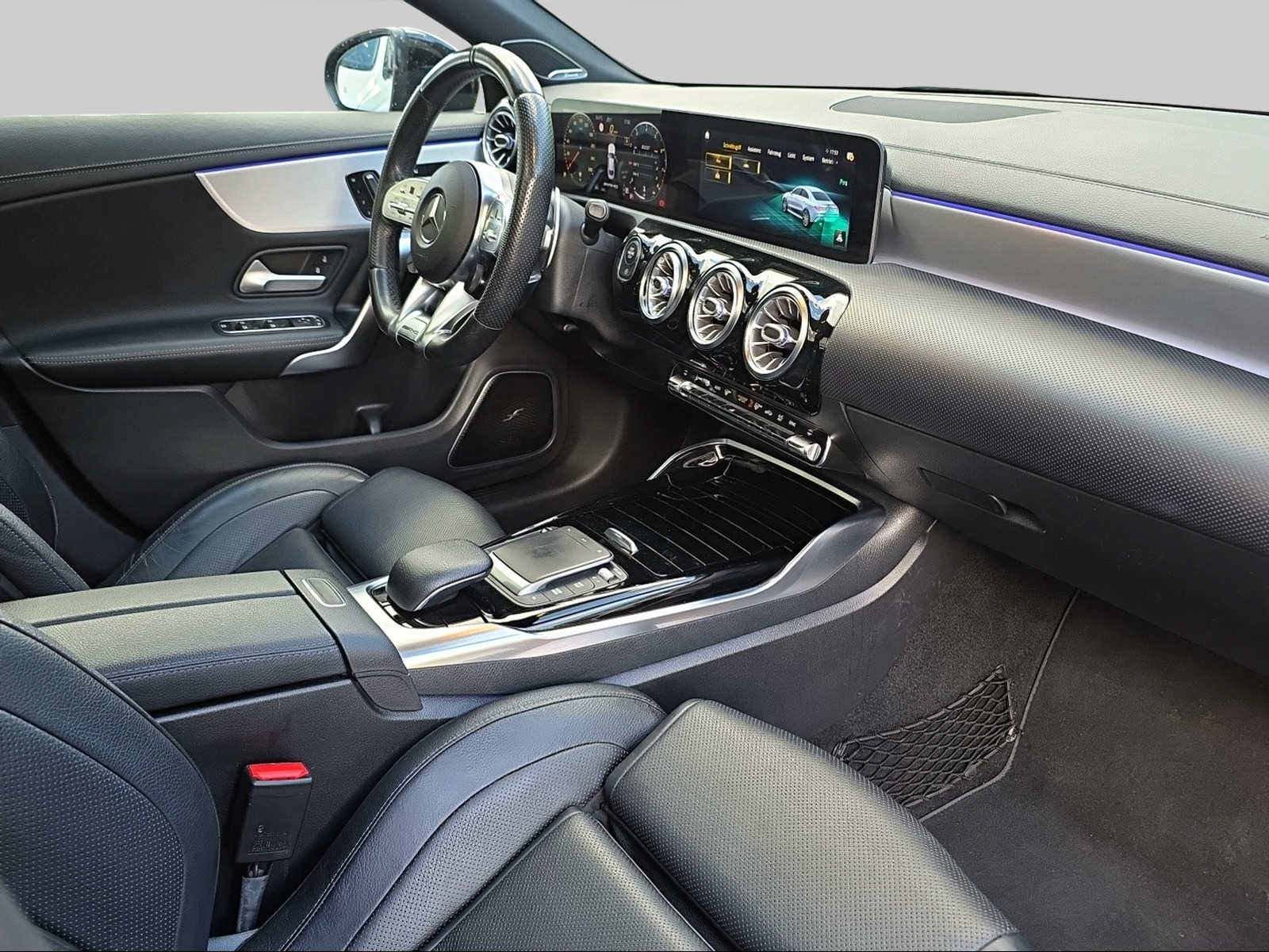 MERCEDES-BENZ CLA 35 AMG 4Matic 7G-DCT - 13