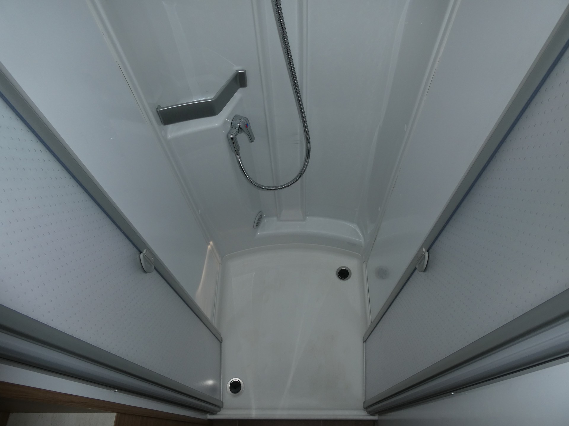 DETHLEFFS Travel T4 T6966 - 8