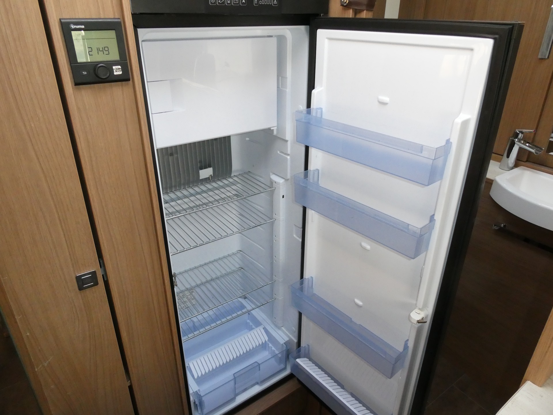 DETHLEFFS Travel T4 T6966 - 9